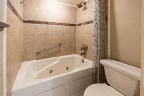 Single Family Residence For Rent in Collin County , 1512 Jabbet Drive, Plano, Texas 75025, 3 Bedroom, 2 Bathroom, 2 Garage spaces, 1,452 Sqft, built in 1983, mls#21357664, Real Estate Agent in Plano, Homes For Rent in Collin county, Homes For Rent in Plano, Realtor in Plano Texas, Real Estate Brokerage Independent Realty Texas, Luminita Cordes Realtor