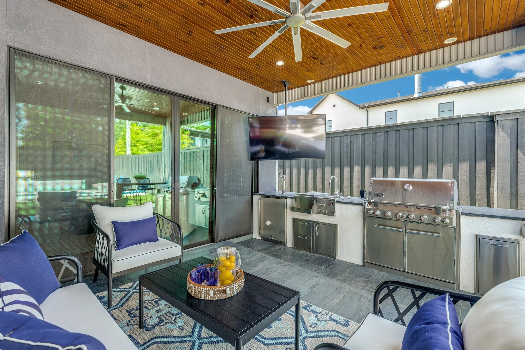 Covered Patio and Outdoor Kitchen
