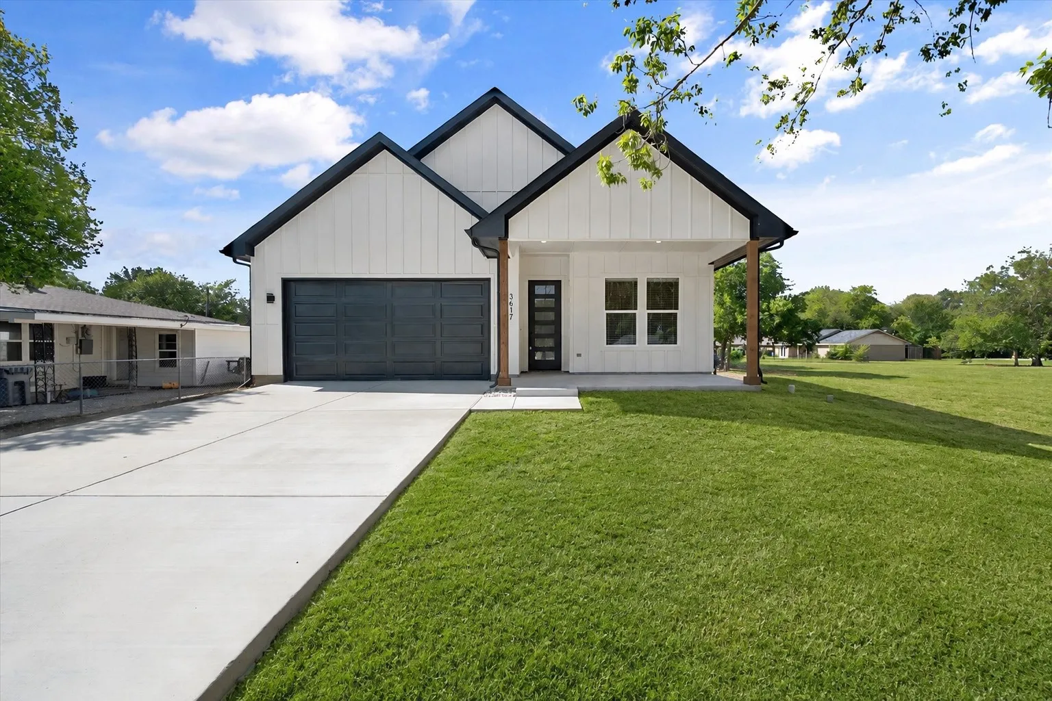 Single Family Residence For Sale in Navarro County , 3617 Emhouse Road, Corsicana, Texas 75110, 4 Bedroom, 3 Bathroom, 2 Garage spaces, 2,000 Sqft, built in 2026, mls#21356751, Real Estate Agent in Corsicana, Homes For Sale in Navarro county, Homes For Sale in Corsicana, Realtor in Corsicana Texas, Real Estate Brokerage Independent Realty Texas, Luminita Cordes Realtor
