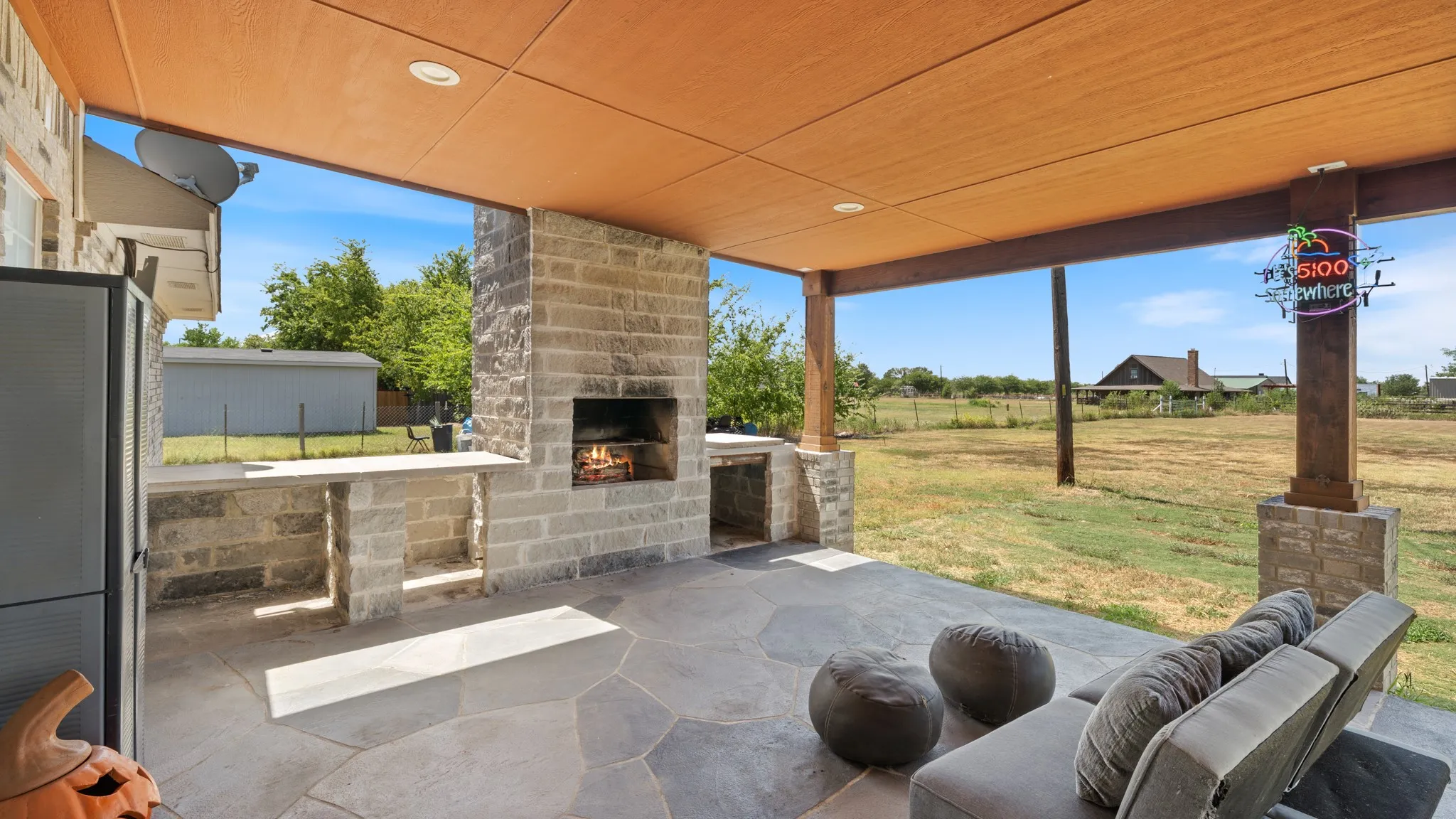 Single Family Residence For Sale in Kaufman County , 4676 County Road 107, Kaufman, Texas 75142, 4 Bedroom, 1 Bathroom, Garage spaces, 1,036 Sqft, built in 1991, mls#21357546, Real Estate Agent in Kaufman, Homes For Sale in Kaufman county, Homes For Sale in Kaufman, Realtor in Kaufman Texas, Real Estate Brokerage Independent Realty Texas, Luminita Cordes Realtor
