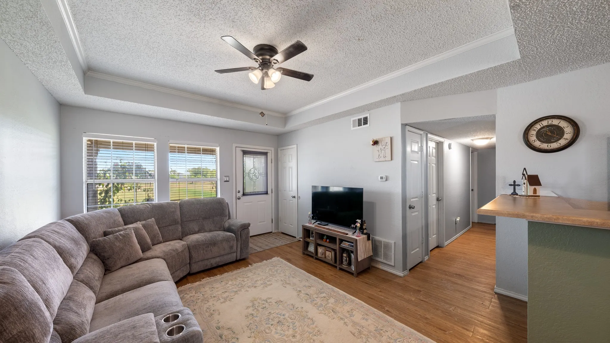 Single Family Residence For Sale in Kaufman County , 4676 County Road 107, Kaufman, Texas 75142, 4 Bedroom, 1 Bathroom, Garage spaces, 1,036 Sqft, built in 1991, mls#21357546, Real Estate Agent in Kaufman, Homes For Sale in Kaufman county, Homes For Sale in Kaufman, Realtor in Kaufman Texas, Real Estate Brokerage Independent Realty Texas, Luminita Cordes Realtor