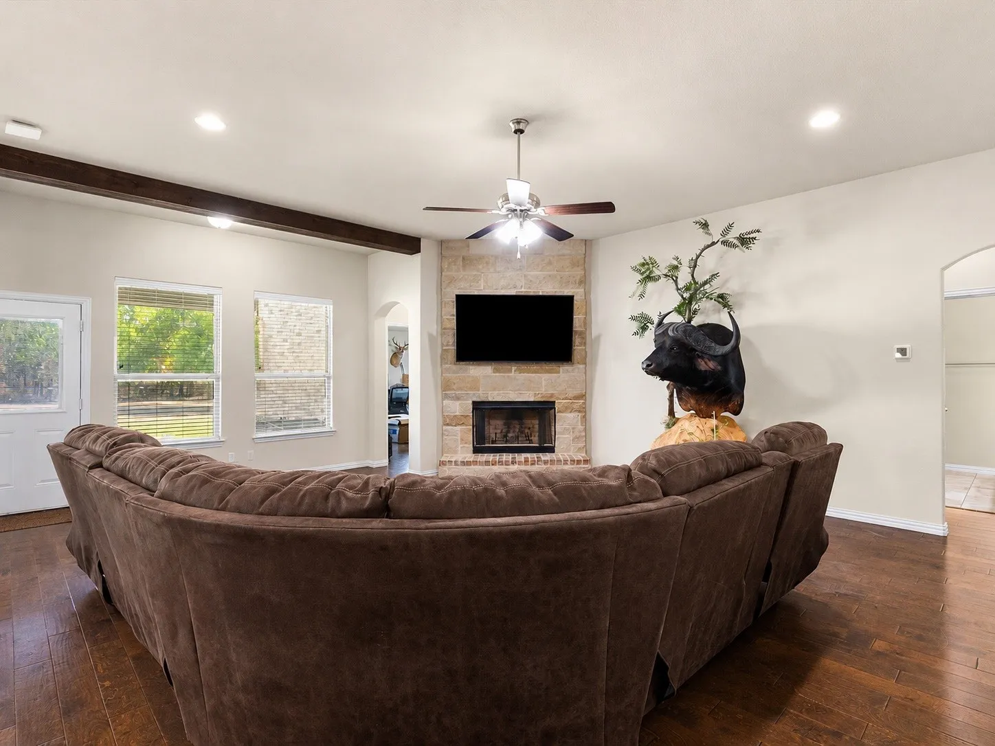 Single Family Residence For Sale in Kaufman County , 1231 Christie Lane, Terrell, Texas 75161, 4 Bedroom, 3 Bathroom, 3 Garage spaces, 2,772 Sqft, built in 2018, mls#21357709, Real Estate Agent in Terrell, Homes For Sale in Kaufman county, Homes For Sale in Terrell, Realtor in Terrell Texas, Real Estate Brokerage Independent Realty Texas, Luminita Cordes Realtor