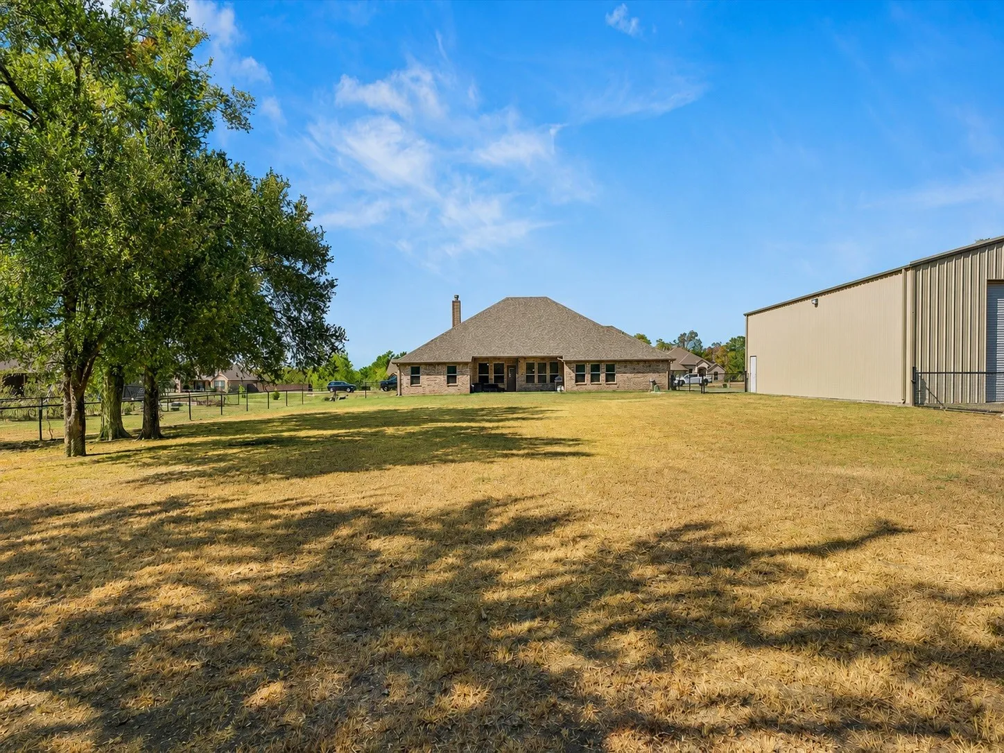 Single Family Residence For Sale in Kaufman County , 1231 Christie Lane, Terrell, Texas 75161, 4 Bedroom, 3 Bathroom, 3 Garage spaces, 2,772 Sqft, built in 2018, mls#21357709, Real Estate Agent in Terrell, Homes For Sale in Kaufman county, Homes For Sale in Terrell, Realtor in Terrell Texas, Real Estate Brokerage Independent Realty Texas, Luminita Cordes Realtor