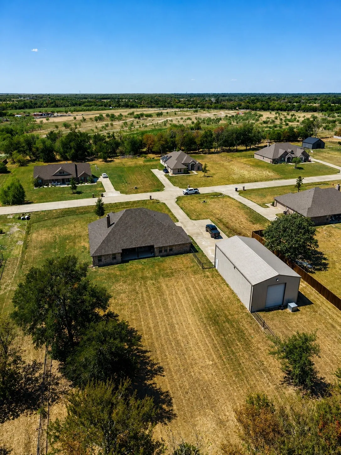 Single Family Residence For Sale in Kaufman County , 1231 Christie Lane, Terrell, Texas 75161, 4 Bedroom, 3 Bathroom, 3 Garage spaces, 2,772 Sqft, built in 2018, mls#21357709, Real Estate Agent in Terrell, Homes For Sale in Kaufman county, Homes For Sale in Terrell, Realtor in Terrell Texas, Real Estate Brokerage Independent Realty Texas, Luminita Cordes Realtor