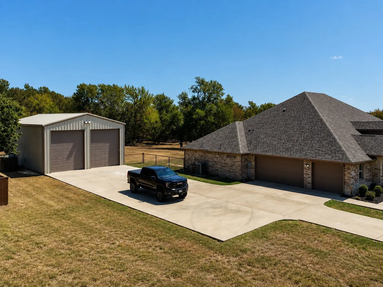 Single Family Residence For Sale in Kaufman County , 1231 Christie Lane, Terrell, Texas 75161, 4 Bedroom, 3 Bathroom, 3 Garage spaces, 2,772 Sqft, built in 2018, mls#21357709, Real Estate Agent in Terrell, Homes For Sale in Kaufman county, Homes For Sale in Terrell, Realtor in Terrell Texas, Real Estate Brokerage Independent Realty Texas, Luminita Cordes Realtor