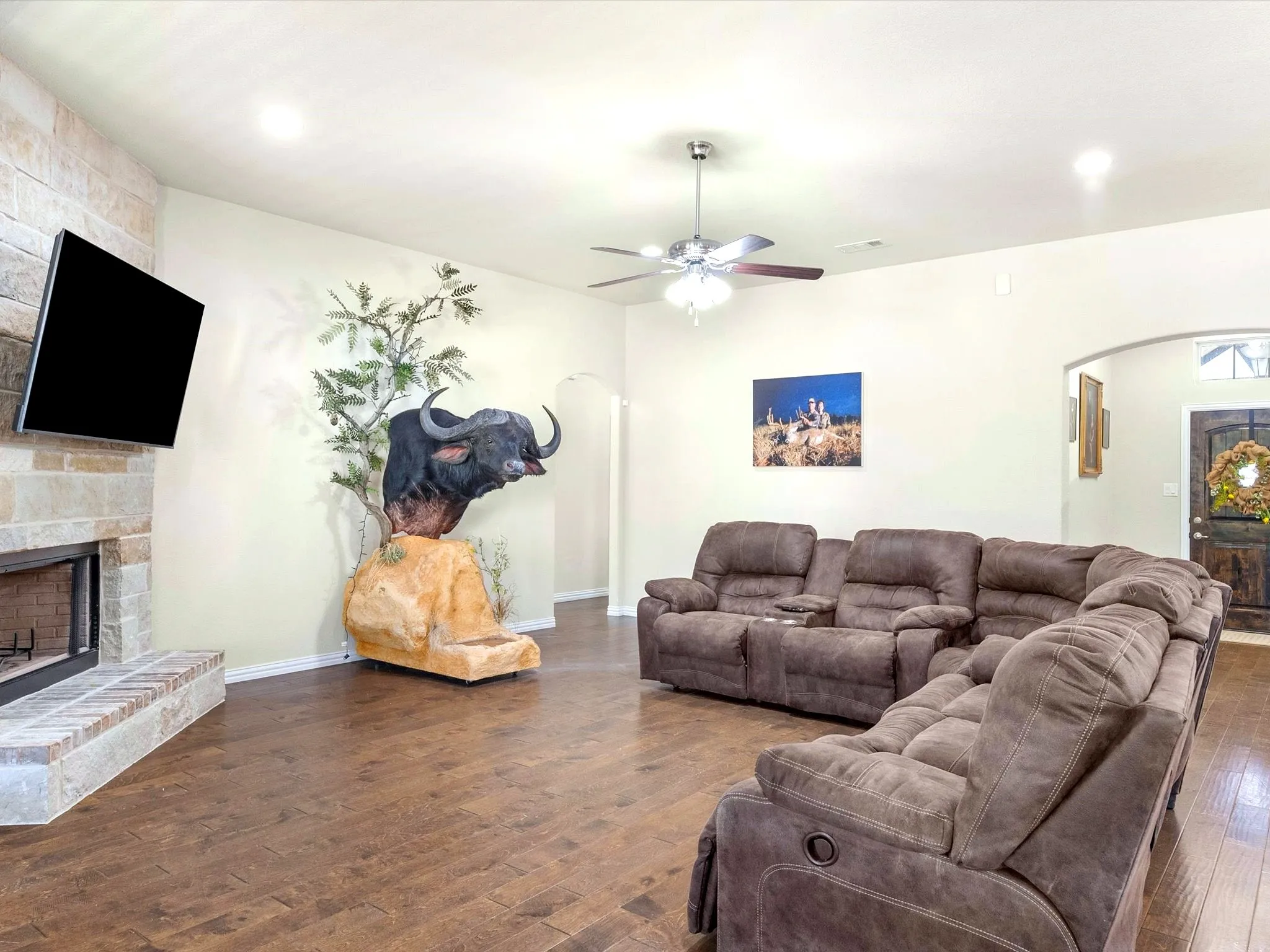 Single Family Residence For Sale in Kaufman County , 1231 Christie Lane, Terrell, Texas 75161, 4 Bedroom, 3 Bathroom, 3 Garage spaces, 2,772 Sqft, built in 2018, mls#21357709, Real Estate Agent in Terrell, Homes For Sale in Kaufman county, Homes For Sale in Terrell, Realtor in Terrell Texas, Real Estate Brokerage Independent Realty Texas, Luminita Cordes Realtor