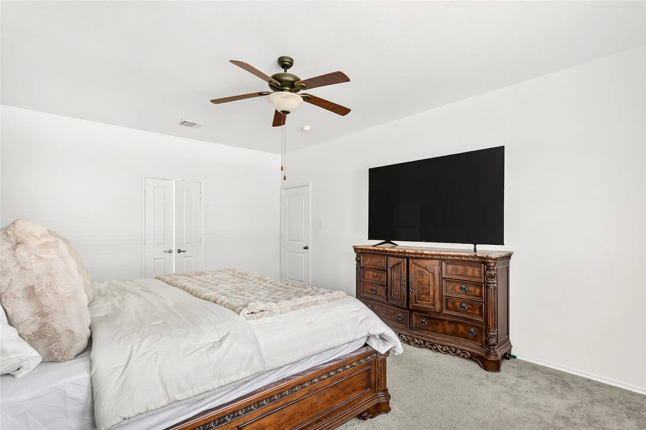 Single Family Residence For Sale in Collin County , 3712 Wolf Creek Lane, Melissa, Texas 75454, 4 Bedroom, 3 Bathroom, 2 Garage spaces, 2,303 Sqft, built in 2007, mls#21356584, Real Estate Agent in Melissa, Homes For Sale in Collin county, Homes For Sale in Melissa, Realtor in Melissa Texas, Real Estate Brokerage Independent Realty Texas, Luminita Cordes Realtor