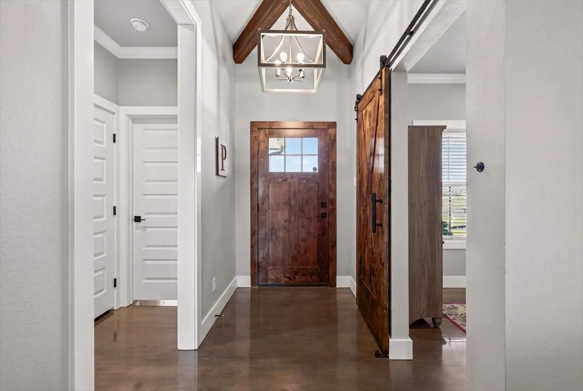Single Family Residence For Sale in Kaufman County , 18244 County Road 4001, Mabank, Texas 75147, 3 Bedroom, 2 Bathroom, 2 Garage spaces, 1,992 Sqft, built in 2021, mls#21344567, Real Estate Agent in Mabank, Homes For Sale in Kaufman county, Homes For Sale in Mabank, Realtor in Mabank Texas, Real Estate Brokerage Independent Realty Texas, Luminita Cordes Realtor