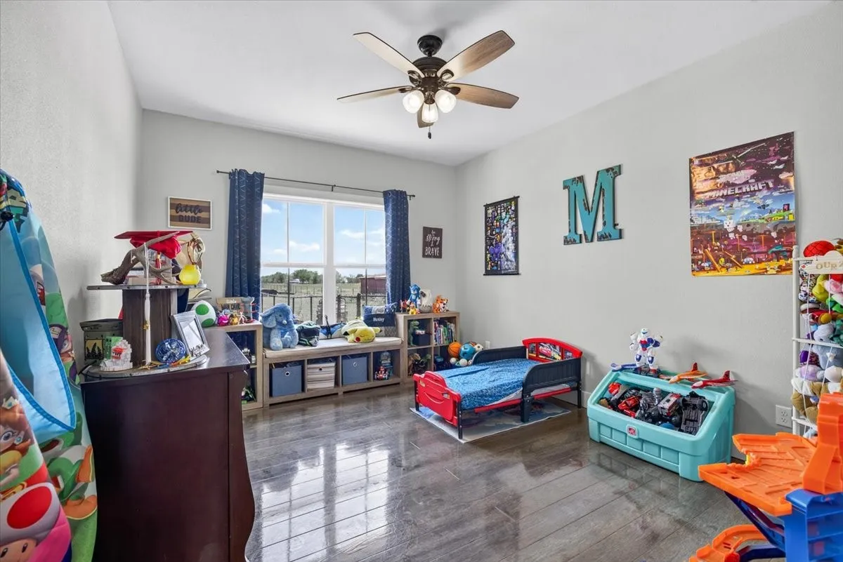 Single Family Residence For Sale in Kaufman County , 18244 County Road 4001, Mabank, Texas 75147, 3 Bedroom, 2 Bathroom, 2 Garage spaces, 1,992 Sqft, built in 2021, mls#21344567, Real Estate Agent in Mabank, Homes For Sale in Kaufman county, Homes For Sale in Mabank, Realtor in Mabank Texas, Real Estate Brokerage Independent Realty Texas, Luminita Cordes Realtor