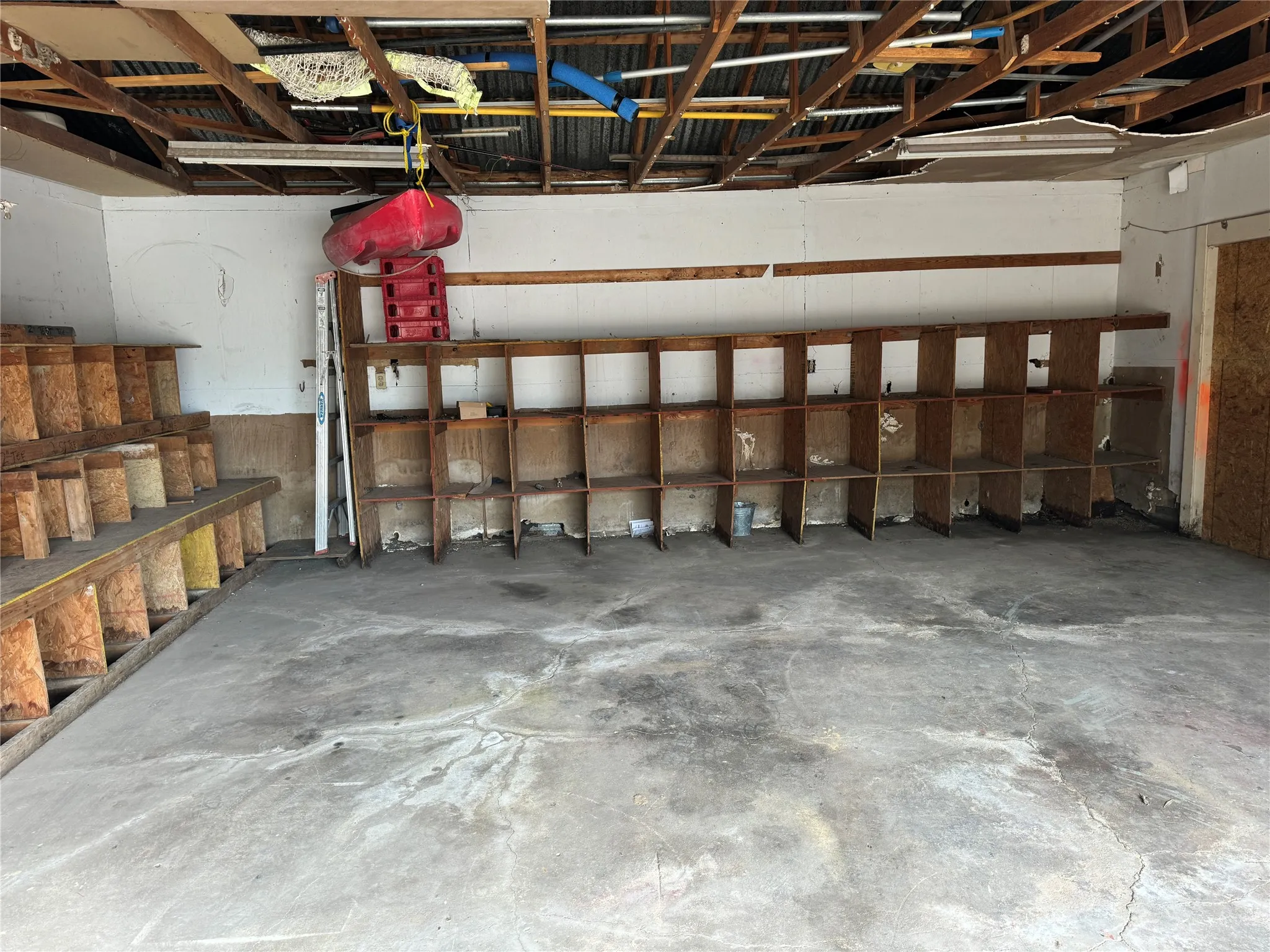 Warehouse For Rent in Denton County , 107 Lu Lane Drive D, Hackberry, Texas 75036, 0, 0, Garage spaces, 0 Sqft, built in 1985, mls#21357688, Real Estate Agent in Hackberry, Homes For Rent in Denton county, Homes For Rent in Hackberry, Realtor in Hackberry Texas, Real Estate Brokerage Independent Realty Texas, Luminita Cordes Realtor