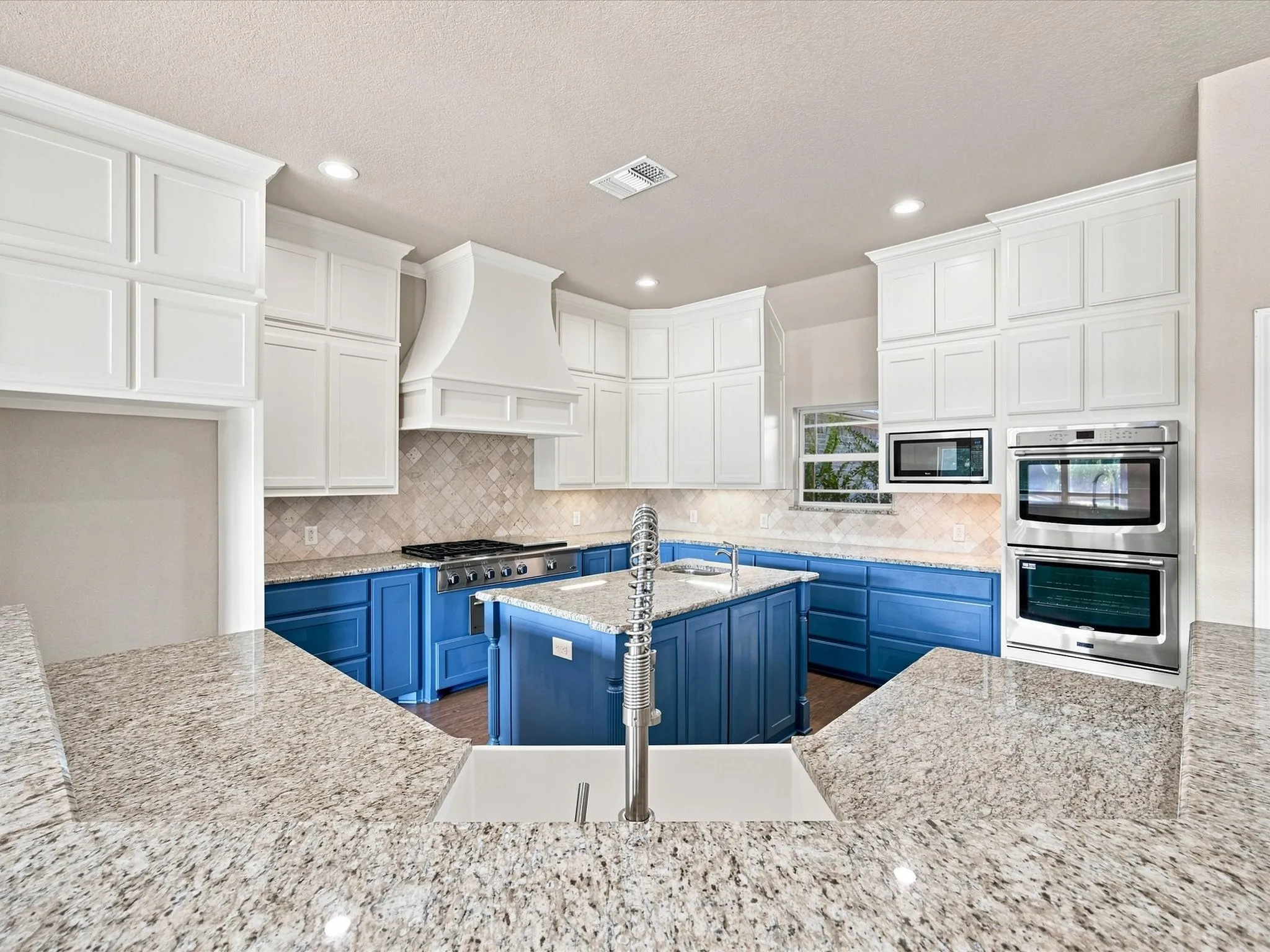 Single Family Residence For Sale in Wise County , 2288 N Fm 51, Decatur, Texas 76234, 4 Bedroom, 4 Bathroom, 2 Garage spaces, 3,842 Sqft, built in 2015, mls#21354949, Real Estate Agent in Decatur, Homes For Sale in Wise county, Homes For Sale in Decatur, Realtor in Decatur Texas, Real Estate Brokerage Independent Realty Texas, Luminita Cordes Realtor