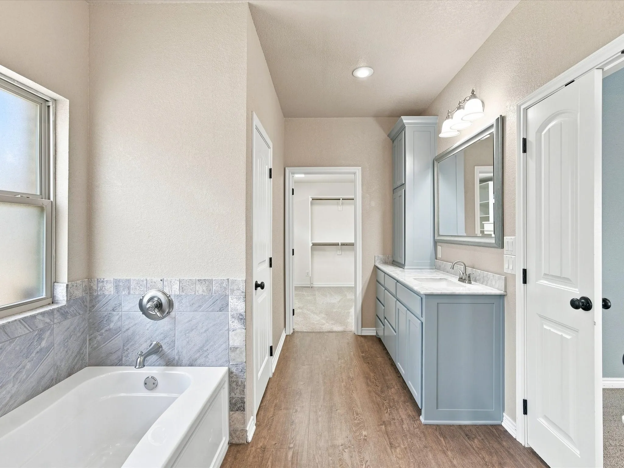 Single Family Residence For Sale in Wise County , 2288 N Fm 51, Decatur, Texas 76234, 4 Bedroom, 4 Bathroom, 2 Garage spaces, 3,842 Sqft, built in 2015, mls#21354949, Real Estate Agent in Decatur, Homes For Sale in Wise county, Homes For Sale in Decatur, Realtor in Decatur Texas, Real Estate Brokerage Independent Realty Texas, Luminita Cordes Realtor