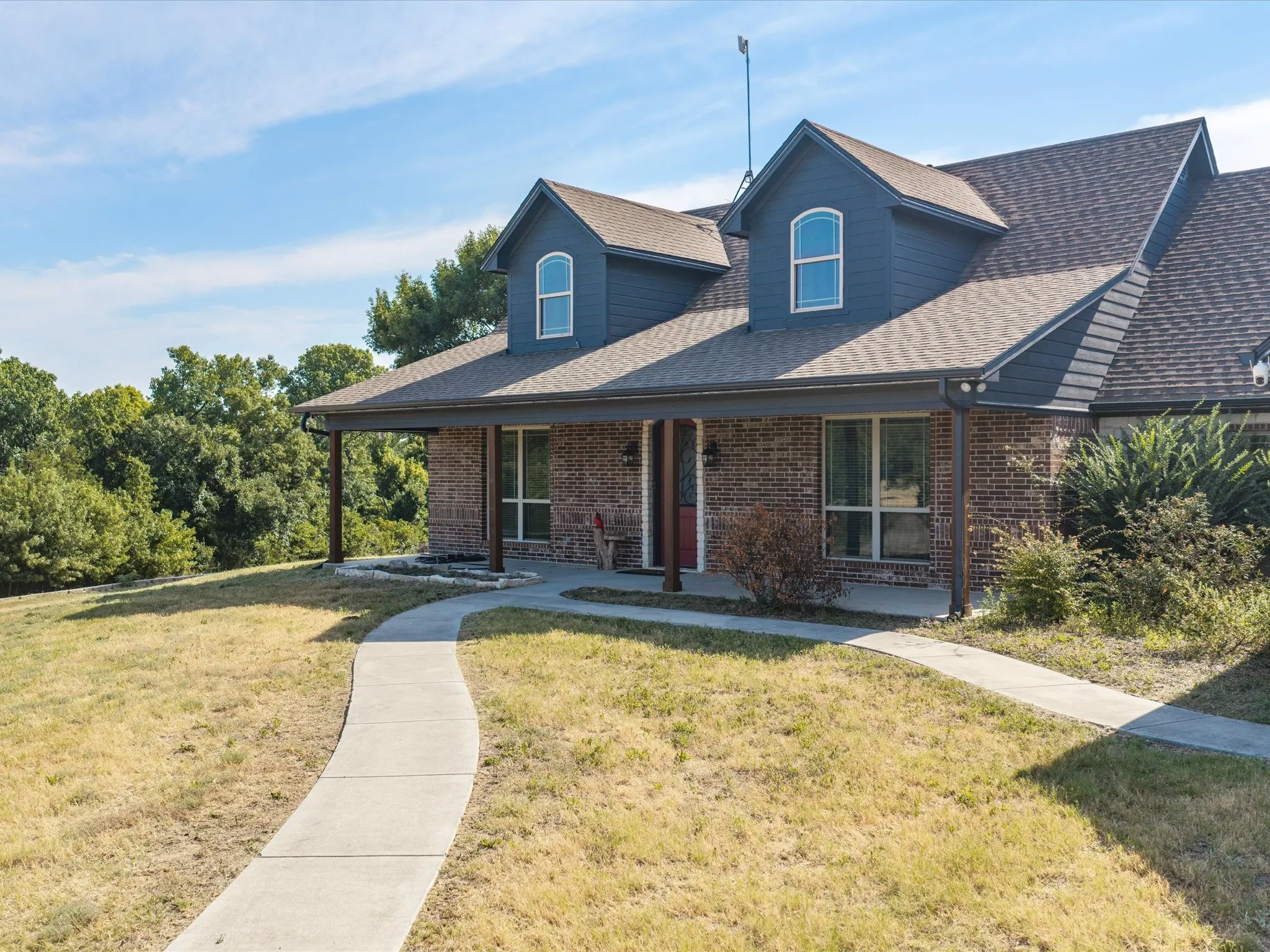 Single Family Residence For Sale in Wise County , 2288 N Fm 51, Decatur, Texas 76234, 4 Bedroom, 4 Bathroom, 2 Garage spaces, 3,842 Sqft, built in 2015, mls#21354949, Real Estate Agent in Decatur, Homes For Sale in Wise county, Homes For Sale in Decatur, Realtor in Decatur Texas, Real Estate Brokerage Independent Realty Texas, Luminita Cordes Realtor