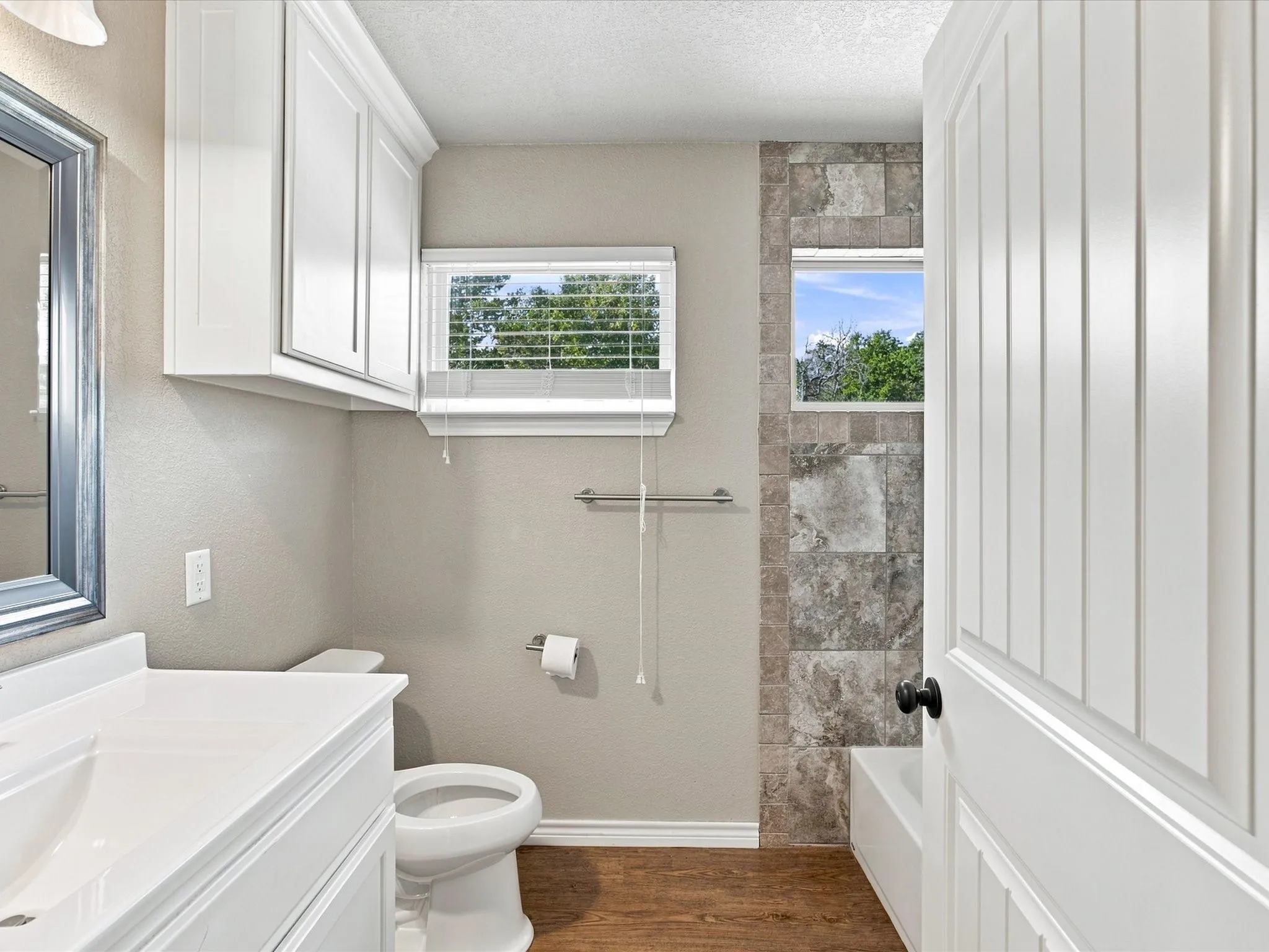 Single Family Residence For Sale in Wise County , 2288 N Fm 51, Decatur, Texas 76234, 4 Bedroom, 4 Bathroom, 2 Garage spaces, 3,842 Sqft, built in 2015, mls#21354949, Real Estate Agent in Decatur, Homes For Sale in Wise county, Homes For Sale in Decatur, Realtor in Decatur Texas, Real Estate Brokerage Independent Realty Texas, Luminita Cordes Realtor