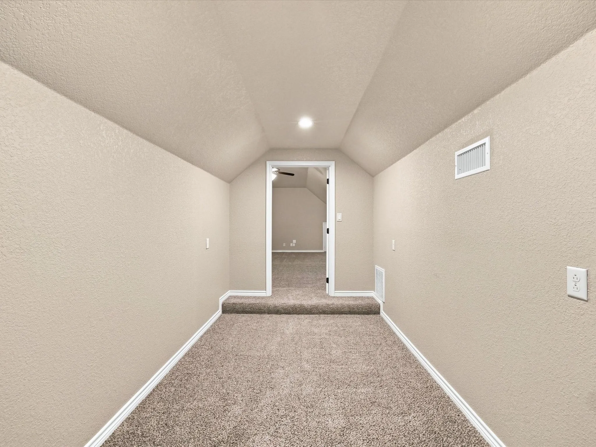 Single Family Residence For Sale in Wise County , 2288 N Fm 51, Decatur, Texas 76234, 4 Bedroom, 4 Bathroom, 2 Garage spaces, 3,842 Sqft, built in 2015, mls#21354949, Real Estate Agent in Decatur, Homes For Sale in Wise county, Homes For Sale in Decatur, Realtor in Decatur Texas, Real Estate Brokerage Independent Realty Texas, Luminita Cordes Realtor