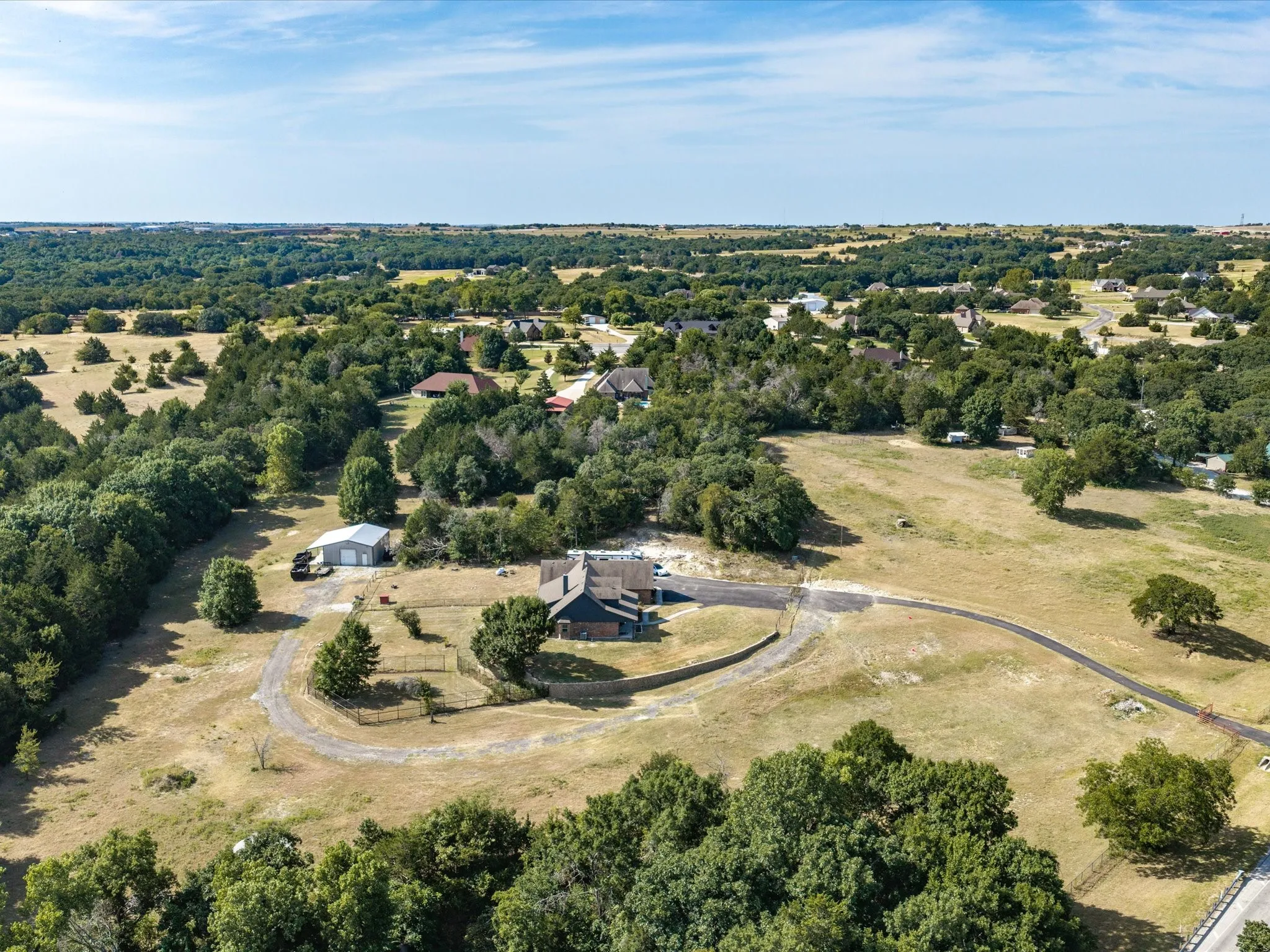 Single Family Residence For Sale in Wise County , 2288 N Fm 51, Decatur, Texas 76234, 4 Bedroom, 4 Bathroom, 2 Garage spaces, 3,842 Sqft, built in 2015, mls#21354949, Real Estate Agent in Decatur, Homes For Sale in Wise county, Homes For Sale in Decatur, Realtor in Decatur Texas, Real Estate Brokerage Independent Realty Texas, Luminita Cordes Realtor