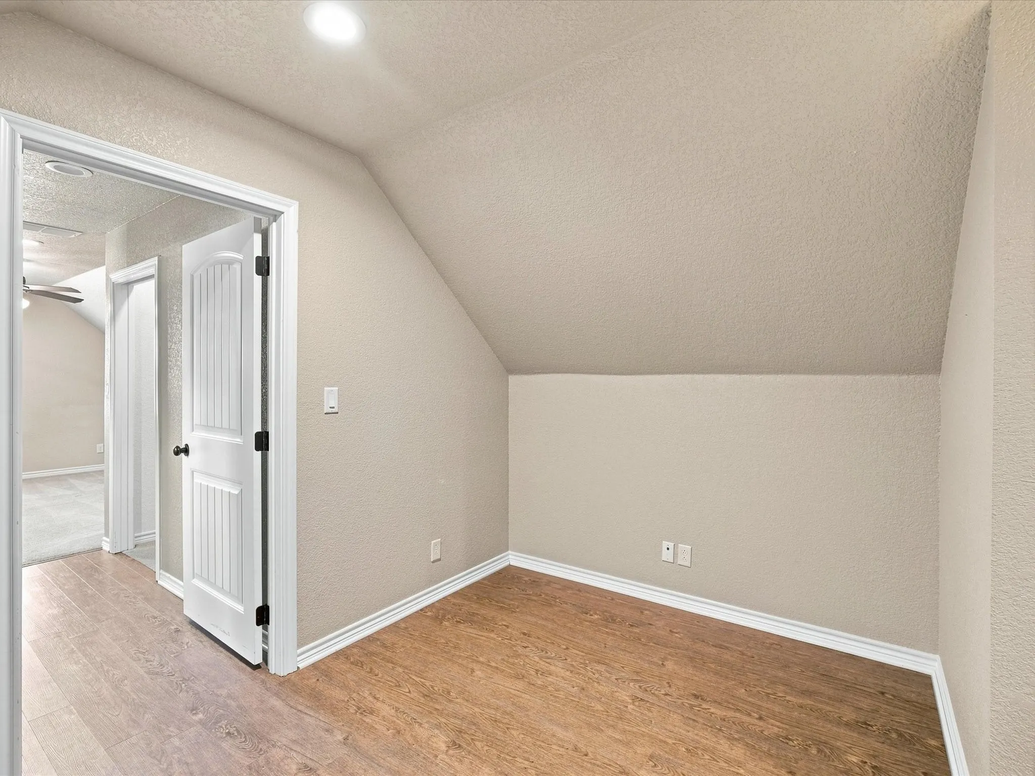 Single Family Residence For Sale in Wise County , 2288 N Fm 51, Decatur, Texas 76234, 4 Bedroom, 4 Bathroom, 2 Garage spaces, 3,842 Sqft, built in 2015, mls#21354949, Real Estate Agent in Decatur, Homes For Sale in Wise county, Homes For Sale in Decatur, Realtor in Decatur Texas, Real Estate Brokerage Independent Realty Texas, Luminita Cordes Realtor