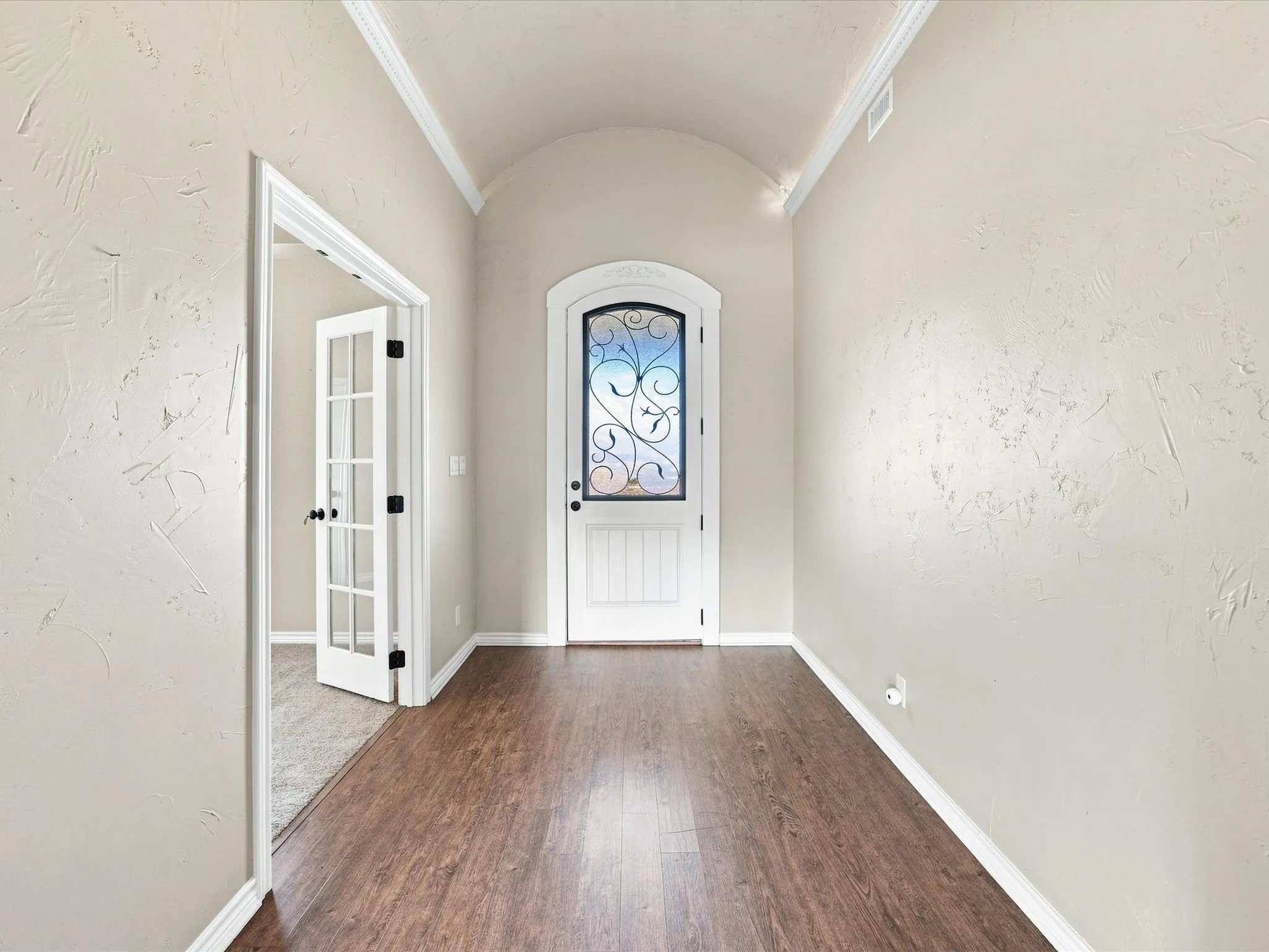 Single Family Residence For Sale in Wise County , 2288 N Fm 51, Decatur, Texas 76234, 4 Bedroom, 4 Bathroom, 2 Garage spaces, 3,842 Sqft, built in 2015, mls#21354949, Real Estate Agent in Decatur, Homes For Sale in Wise county, Homes For Sale in Decatur, Realtor in Decatur Texas, Real Estate Brokerage Independent Realty Texas, Luminita Cordes Realtor