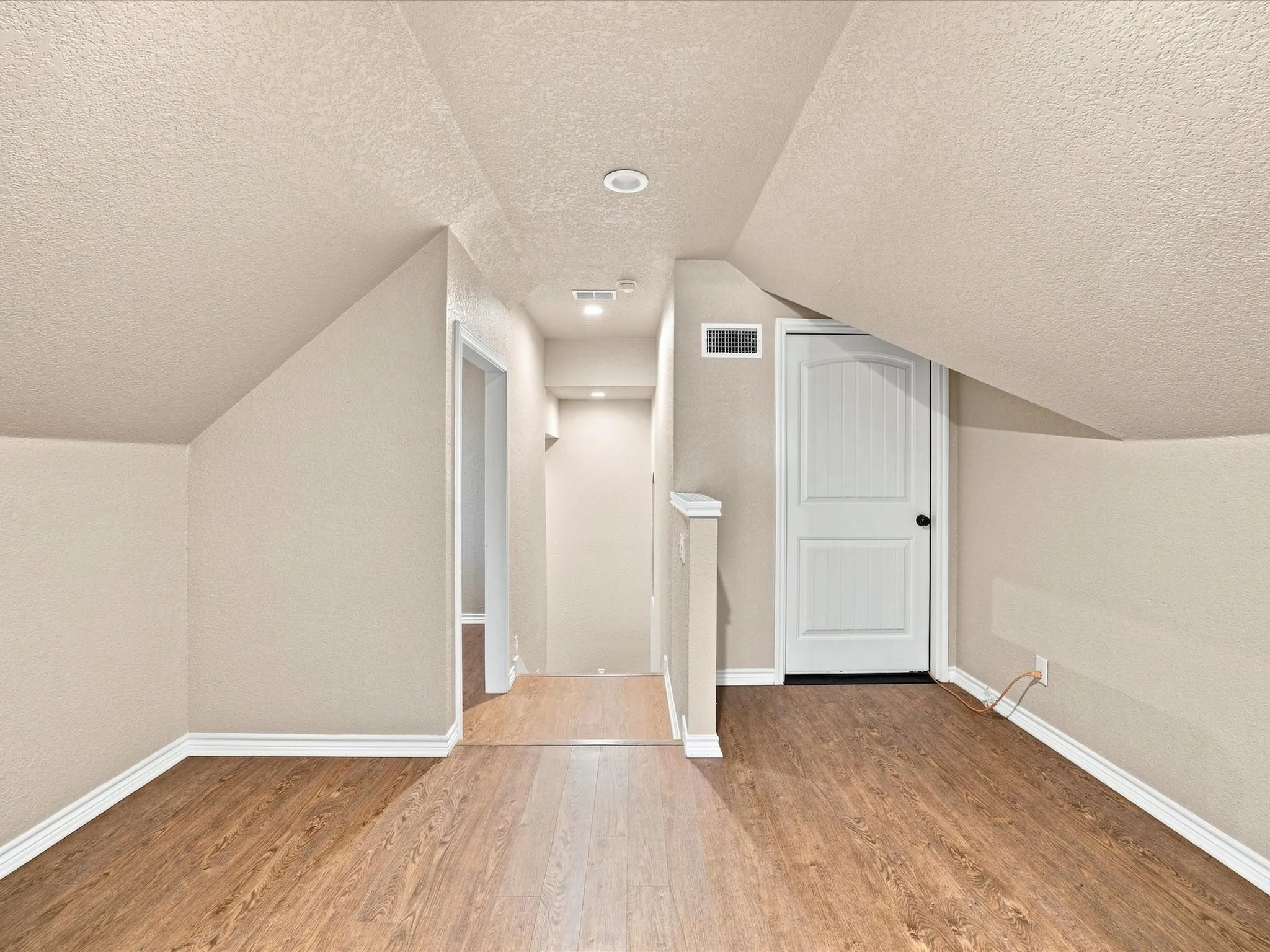 Single Family Residence For Sale in Wise County , 2288 N Fm 51, Decatur, Texas 76234, 4 Bedroom, 4 Bathroom, 2 Garage spaces, 3,842 Sqft, built in 2015, mls#21354949, Real Estate Agent in Decatur, Homes For Sale in Wise county, Homes For Sale in Decatur, Realtor in Decatur Texas, Real Estate Brokerage Independent Realty Texas, Luminita Cordes Realtor