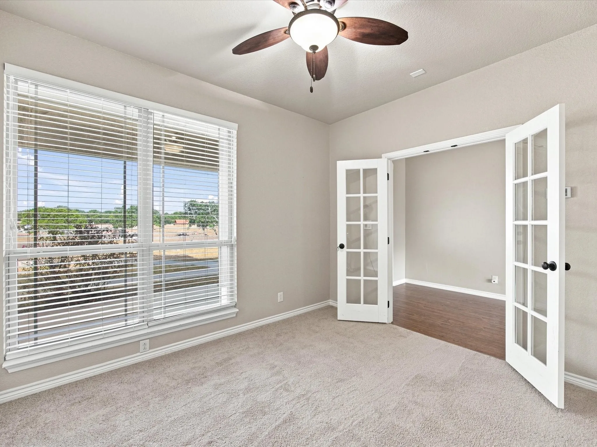 Single Family Residence For Sale in Wise County , 2288 N Fm 51, Decatur, Texas 76234, 4 Bedroom, 4 Bathroom, 2 Garage spaces, 3,842 Sqft, built in 2015, mls#21354949, Real Estate Agent in Decatur, Homes For Sale in Wise county, Homes For Sale in Decatur, Realtor in Decatur Texas, Real Estate Brokerage Independent Realty Texas, Luminita Cordes Realtor