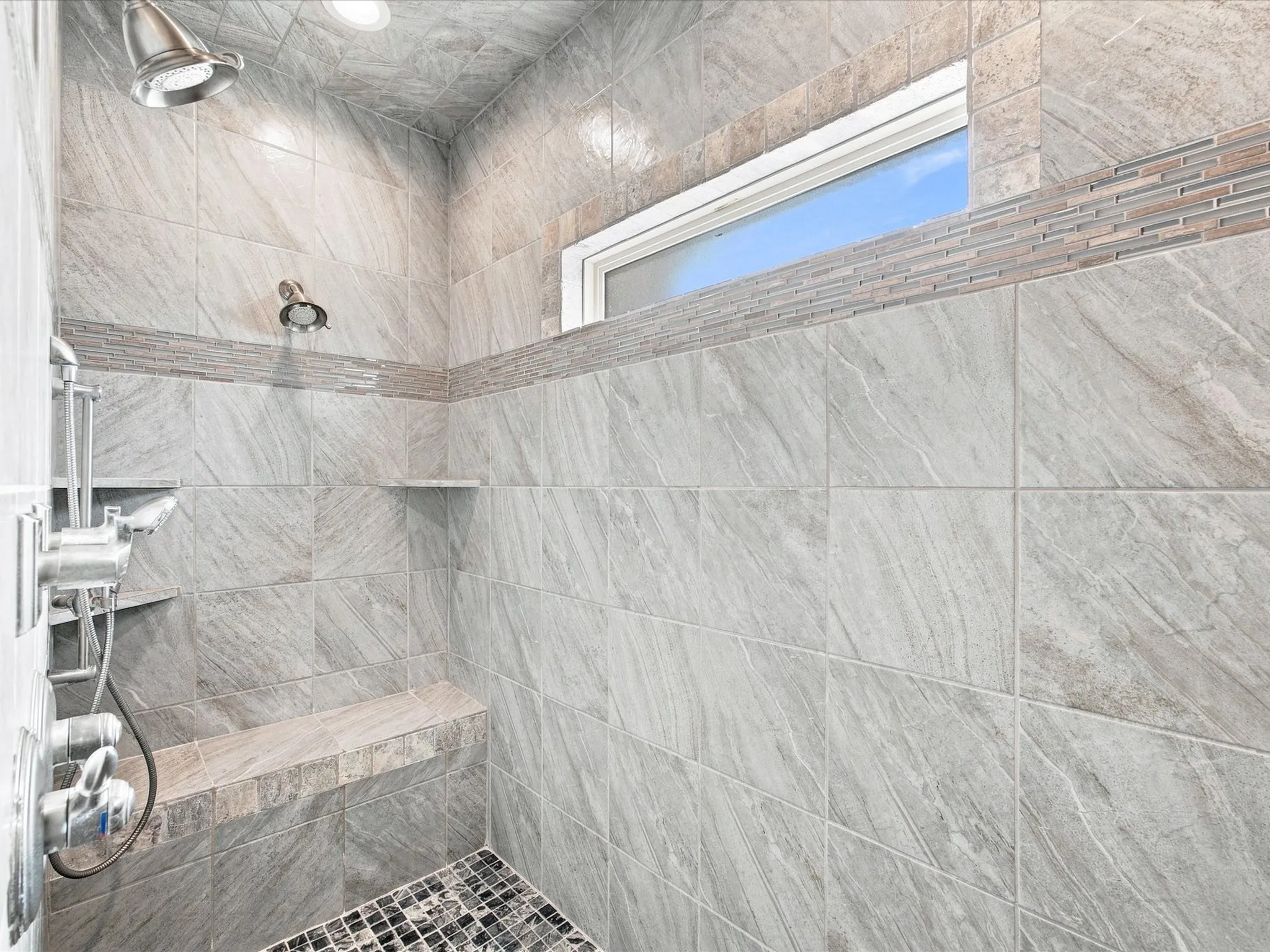 Single Family Residence For Sale in Wise County , 2288 N Fm 51, Decatur, Texas 76234, 4 Bedroom, 4 Bathroom, 2 Garage spaces, 3,842 Sqft, built in 2015, mls#21354949, Real Estate Agent in Decatur, Homes For Sale in Wise county, Homes For Sale in Decatur, Realtor in Decatur Texas, Real Estate Brokerage Independent Realty Texas, Luminita Cordes Realtor