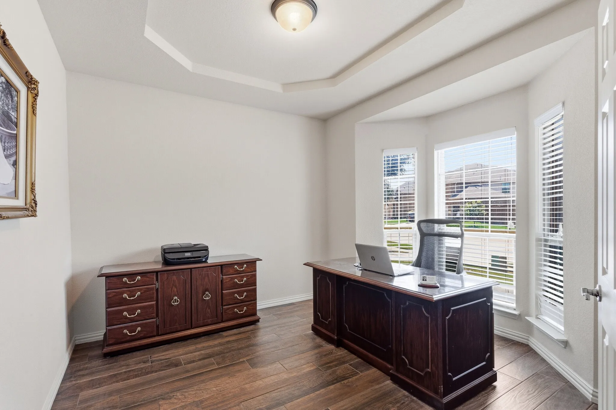 Single Family Residence For Sale in Denton County , 13921 Sparrow Hill Drive, Little Elm, Texas 75068, 5 Bedroom, 4 Bathroom, 3 Garage spaces, 3,722 Sqft, built in 2013, mls#21356712, Real Estate Agent in Little Elm, Homes For Sale in Denton county, Homes For Sale in Little Elm, Realtor in Little Elm Texas, Real Estate Brokerage Independent Realty Texas, Luminita Cordes Realtor