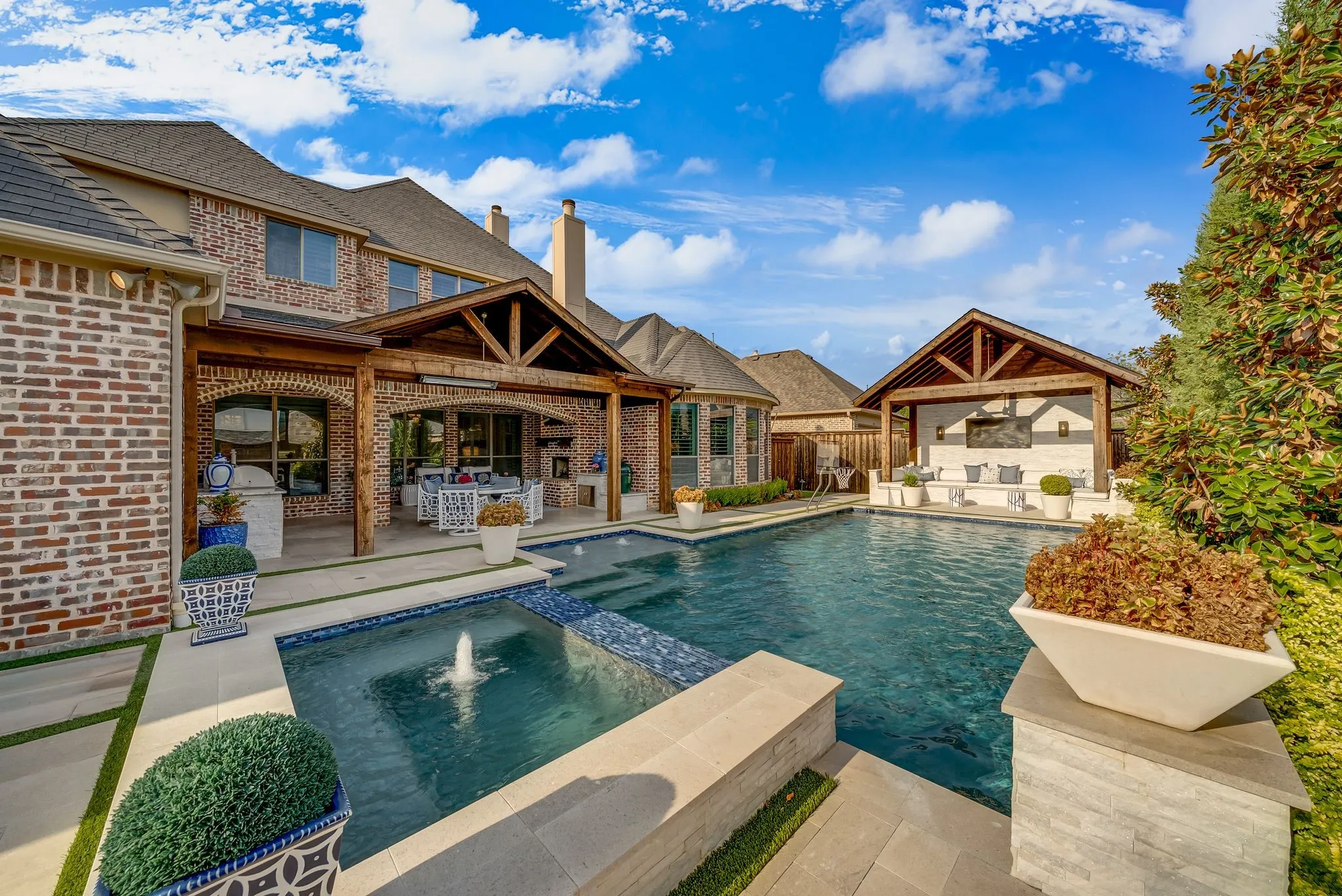 Single Family Residence For Sale in Denton County , 2259 Dampton Drive, Frisco, Texas 75033, 5 Bedroom, 6 Bathroom, 3 Garage spaces, 4,702 Sqft, built in 2008, mls#21355634, Real Estate Agent in Frisco, Homes For Sale in Denton county, Homes For Sale in Frisco, Realtor in Frisco Texas, Real Estate Brokerage Independent Realty Texas, Luminita Cordes Realtor