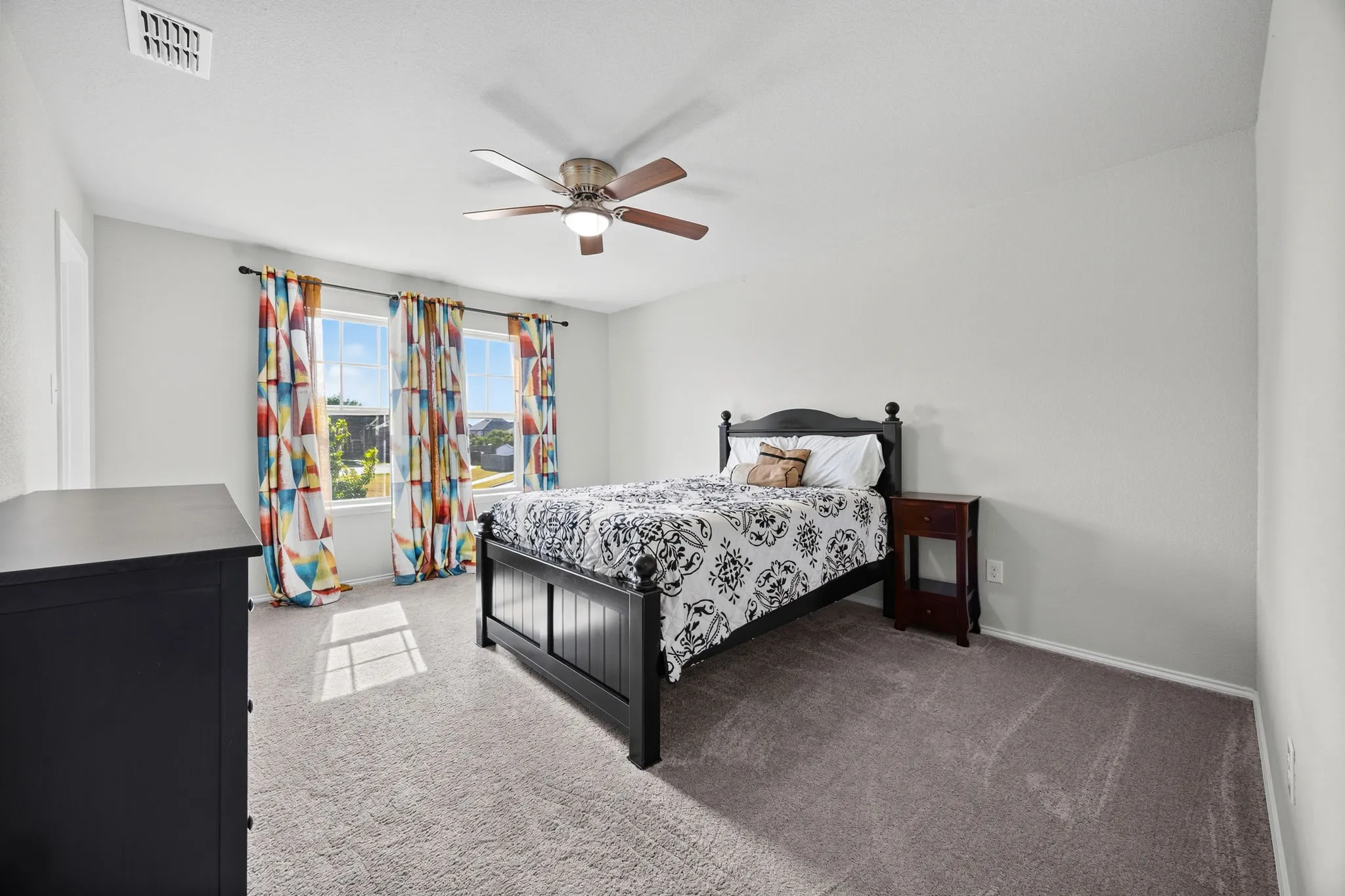Single Family Residence For Sale in Denton County , 15765 Fire Ridge Drive, Fort Worth, Texas 76177, 4 Bedroom, 4 Bathroom, 3 Garage spaces, 3,382 Sqft, built in 2019, mls#21357577, Real Estate Agent in Fort Worth, Homes For Sale in Denton county, Homes For Sale in Fort Worth, Realtor in Fort Worth Texas, Real Estate Brokerage Independent Realty Texas, Luminita Cordes Realtor