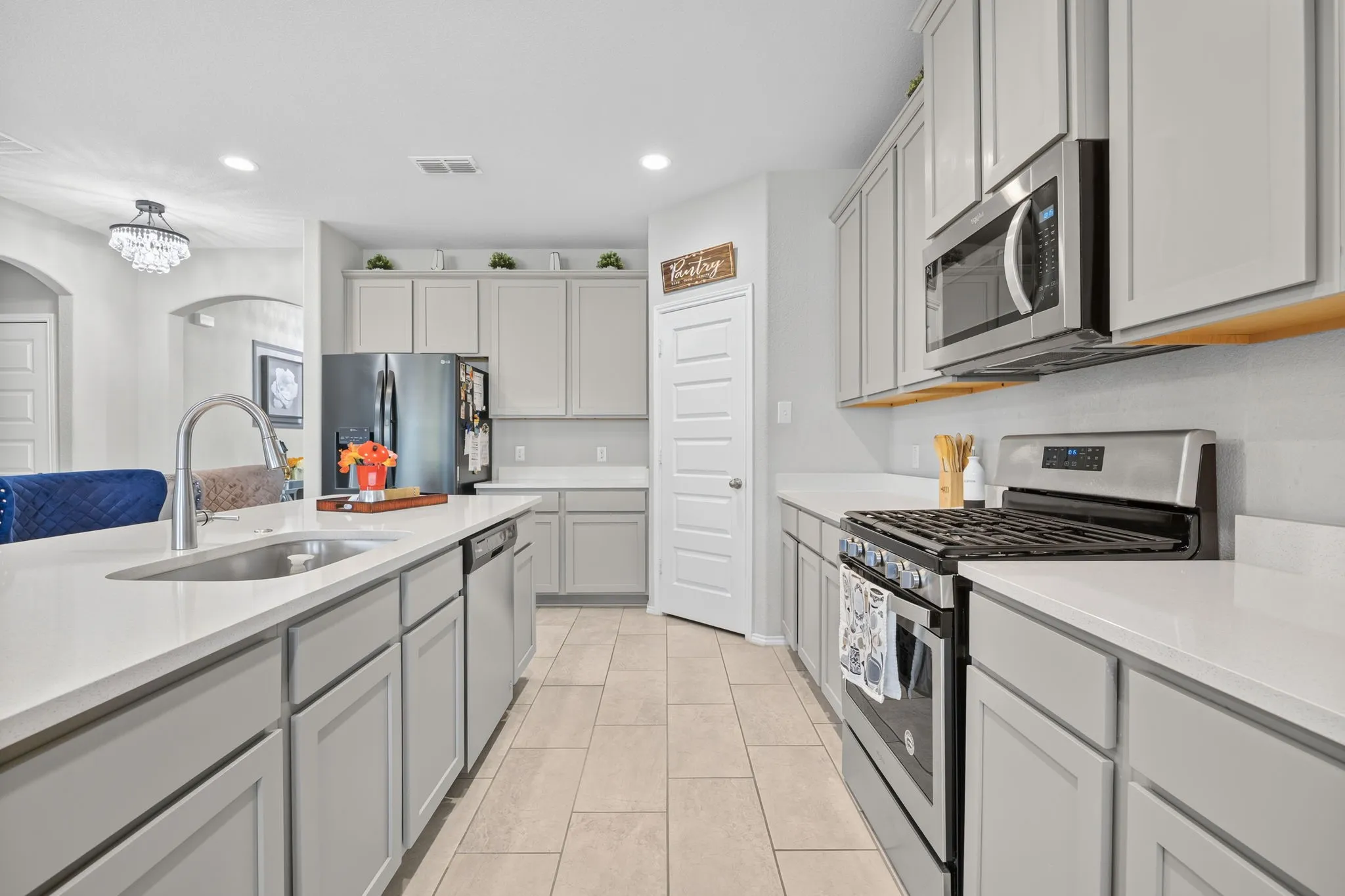 Single Family Residence For Sale in Denton County , 15765 Fire Ridge Drive, Fort Worth, Texas 76177, 4 Bedroom, 4 Bathroom, 3 Garage spaces, 3,382 Sqft, built in 2019, mls#21357577, Real Estate Agent in Fort Worth, Homes For Sale in Denton county, Homes For Sale in Fort Worth, Realtor in Fort Worth Texas, Real Estate Brokerage Independent Realty Texas, Luminita Cordes Realtor