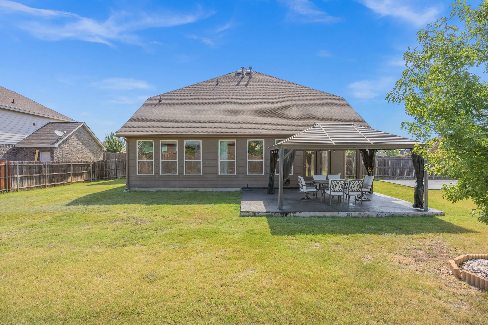 Single Family Residence For Sale in Denton County , 15765 Fire Ridge Drive, Fort Worth, Texas 76177, 4 Bedroom, 4 Bathroom, 3 Garage spaces, 3,382 Sqft, built in 2019, mls#21357577, Real Estate Agent in Fort Worth, Homes For Sale in Denton county, Homes For Sale in Fort Worth, Realtor in Fort Worth Texas, Real Estate Brokerage Independent Realty Texas, Luminita Cordes Realtor