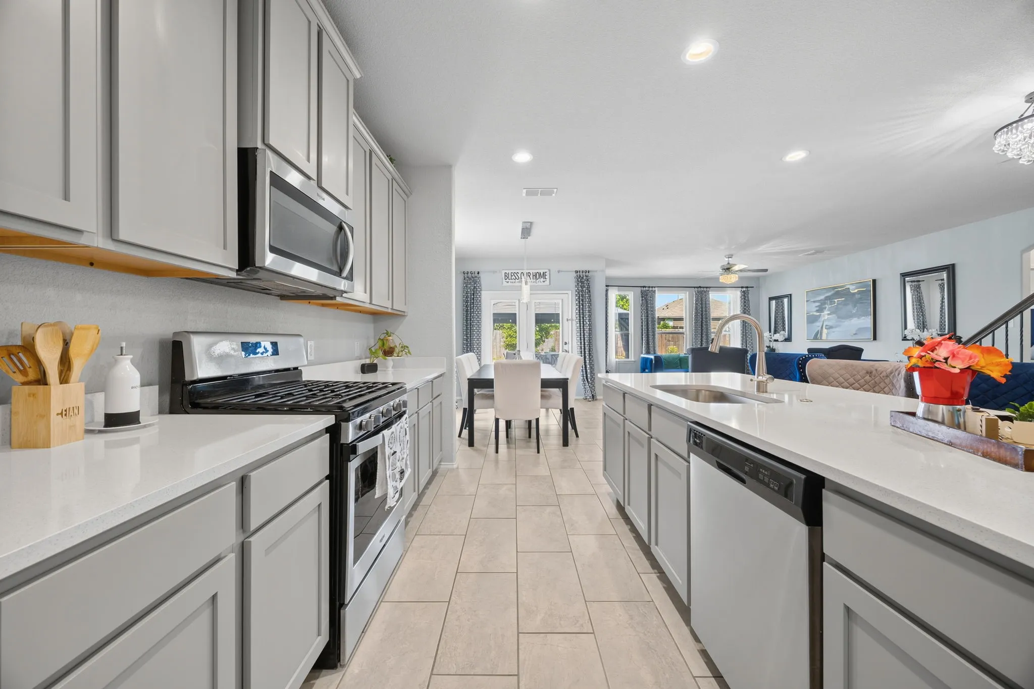 Single Family Residence For Sale in Denton County , 15765 Fire Ridge Drive, Fort Worth, Texas 76177, 4 Bedroom, 4 Bathroom, 3 Garage spaces, 3,382 Sqft, built in 2019, mls#21357577, Real Estate Agent in Fort Worth, Homes For Sale in Denton county, Homes For Sale in Fort Worth, Realtor in Fort Worth Texas, Real Estate Brokerage Independent Realty Texas, Luminita Cordes Realtor