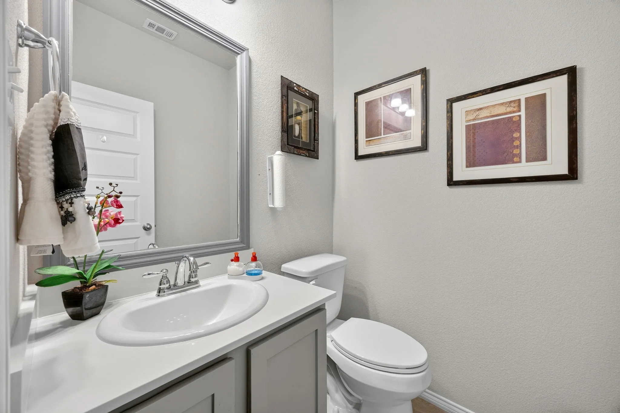 Single Family Residence For Sale in Denton County , 15765 Fire Ridge Drive, Fort Worth, Texas 76177, 4 Bedroom, 4 Bathroom, 3 Garage spaces, 3,382 Sqft, built in 2019, mls#21357577, Real Estate Agent in Fort Worth, Homes For Sale in Denton county, Homes For Sale in Fort Worth, Realtor in Fort Worth Texas, Real Estate Brokerage Independent Realty Texas, Luminita Cordes Realtor
