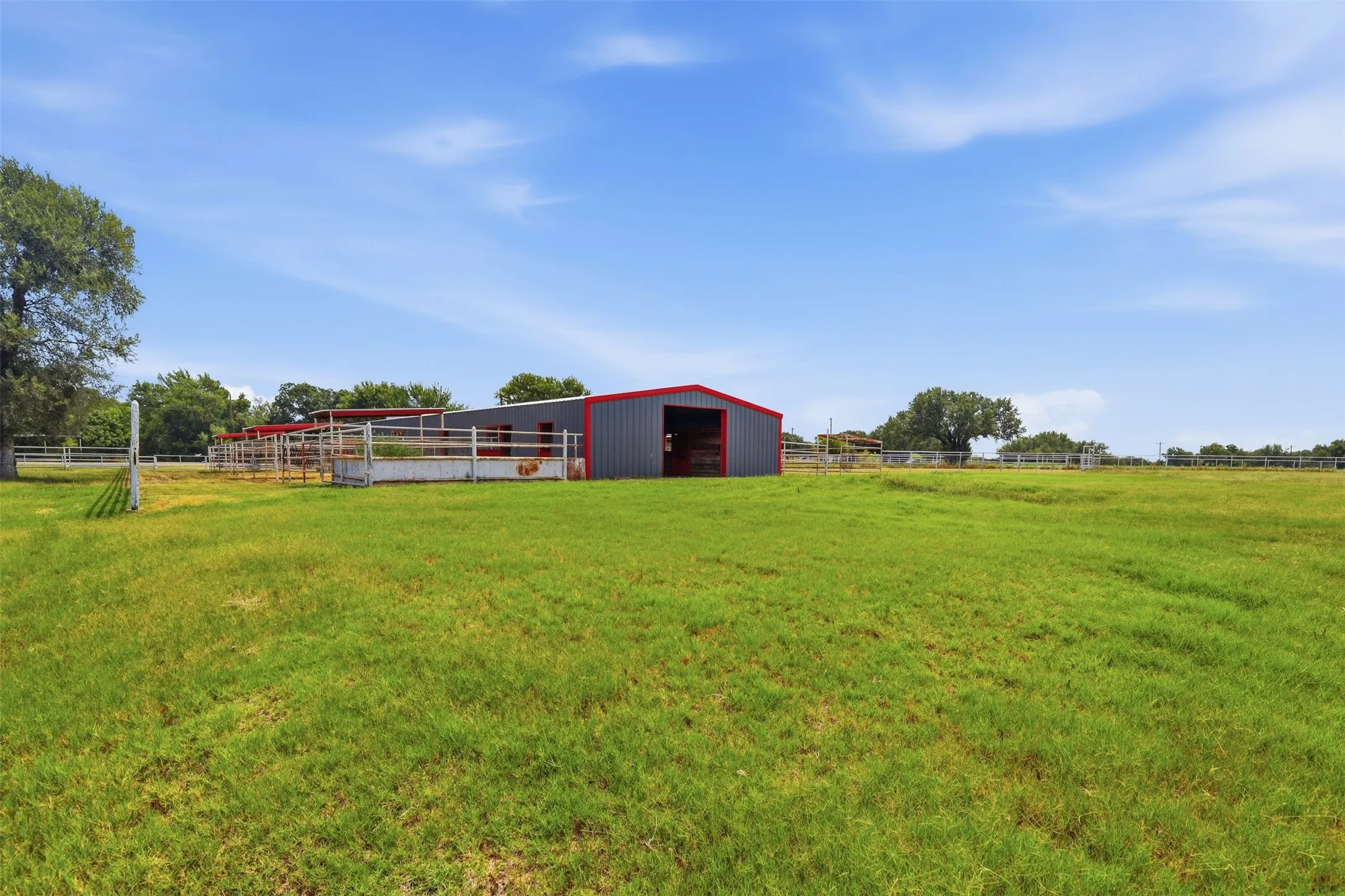 Ranch For Sale in Hood County , 2480 Bob White Drive, Granbury, Texas 76049, 0, 0, Garage spaces, 0 Sqft, built in 1989, mls#21356779, Real Estate Agent in Granbury, Homes For Sale in Hood county, Homes For Sale in Granbury, Realtor in Granbury Texas, Real Estate Brokerage Independent Realty Texas, Luminita Cordes Realtor