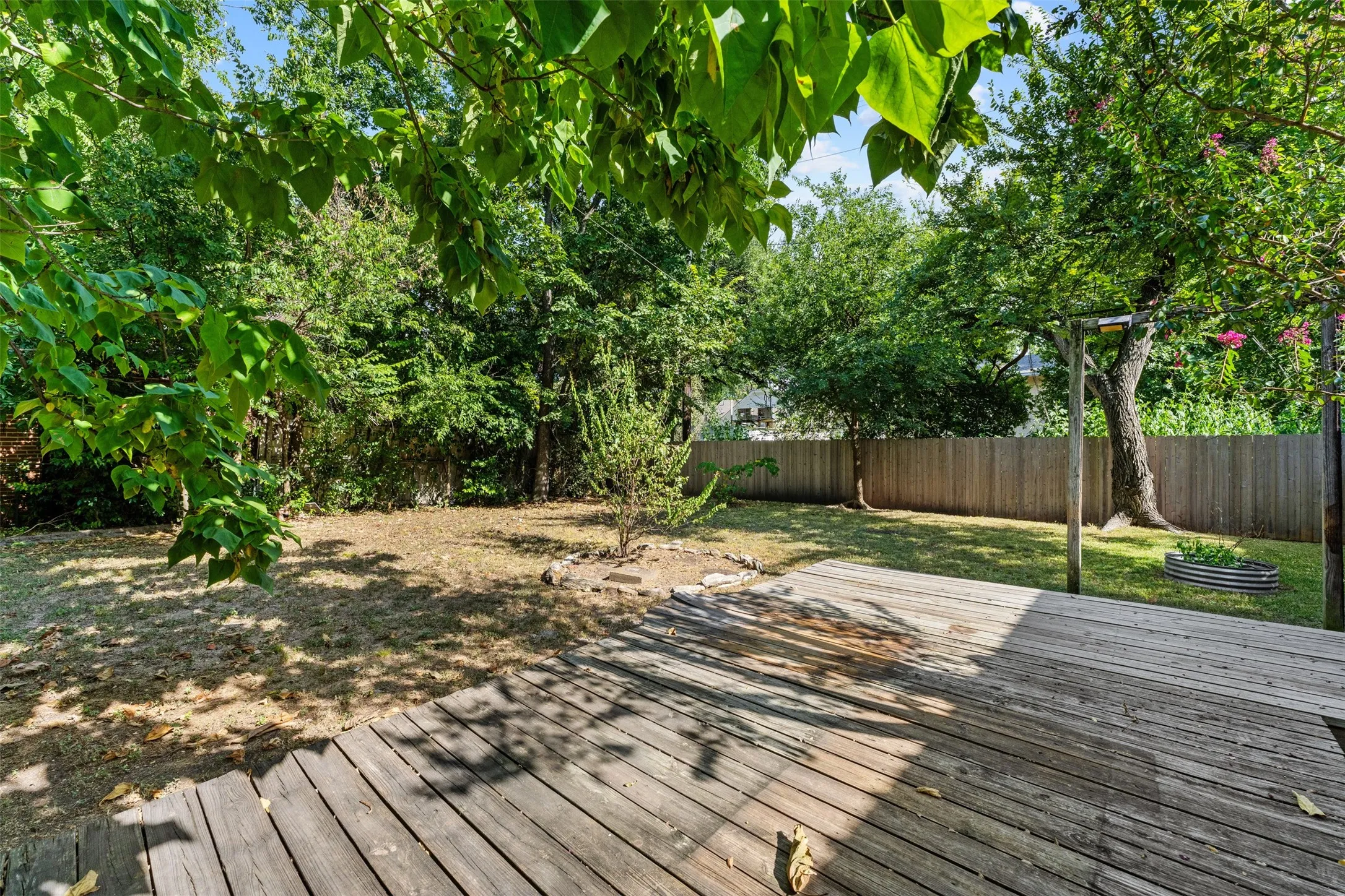 Single Family Residence For Sale in Falls County , 400 Capps Street, Marlin, Texas 76661, 3 Bedroom, 2 Bathroom, 2 Garage spaces, 3,136 Sqft, built in 1906, mls#21357409, Real Estate Agent in Marlin, Homes For Sale in Falls county, Homes For Sale in Marlin, Realtor in Marlin Texas, Real Estate Brokerage Independent Realty Texas, Luminita Cordes Realtor