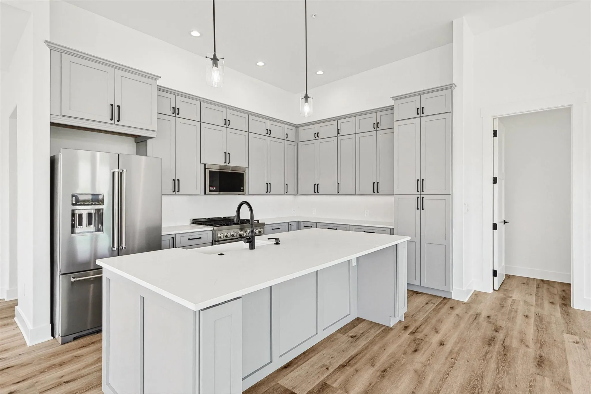 Condominium For Rent in Dallas County , 767 W Main Street 205, Coppell, Texas 75019, 3 Bedroom, 3 Bathroom, 2 Garage spaces, 2,495 Sqft, built in 2024, mls#21357487, Real Estate Agent in Coppell, Homes For Rent in Dallas county, Homes For Rent in Coppell, Realtor in Coppell Texas, Real Estate Brokerage Independent Realty Texas, Luminita Cordes Realtor