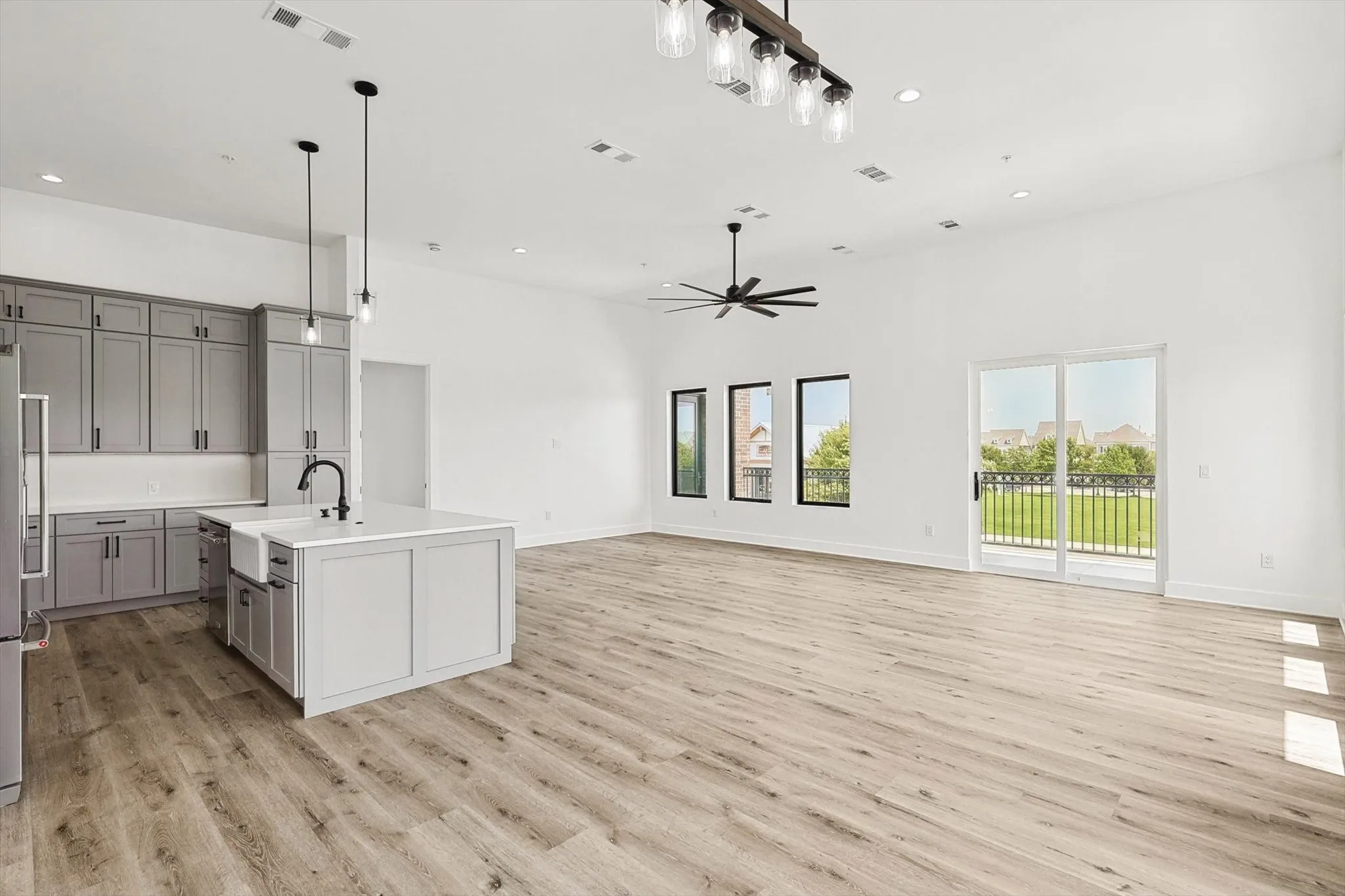 Condominium For Rent in Dallas County , 767 W Main Street 205, Coppell, Texas 75019, 3 Bedroom, 3 Bathroom, 2 Garage spaces, 2,495 Sqft, built in 2024, mls#21357487, Real Estate Agent in Coppell, Homes For Rent in Dallas county, Homes For Rent in Coppell, Realtor in Coppell Texas, Real Estate Brokerage Independent Realty Texas, Luminita Cordes Realtor