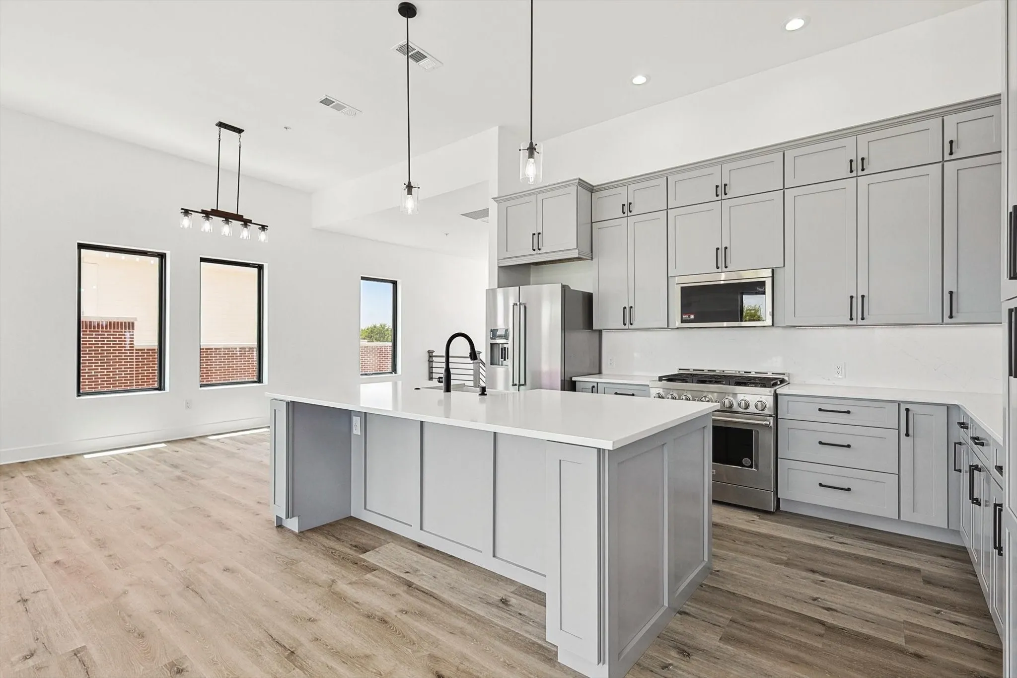 Condominium For Rent in Dallas County , 767 W Main Street 205, Coppell, Texas 75019, 3 Bedroom, 3 Bathroom, 2 Garage spaces, 2,495 Sqft, built in 2024, mls#21357487, Real Estate Agent in Coppell, Homes For Rent in Dallas county, Homes For Rent in Coppell, Realtor in Coppell Texas, Real Estate Brokerage Independent Realty Texas, Luminita Cordes Realtor