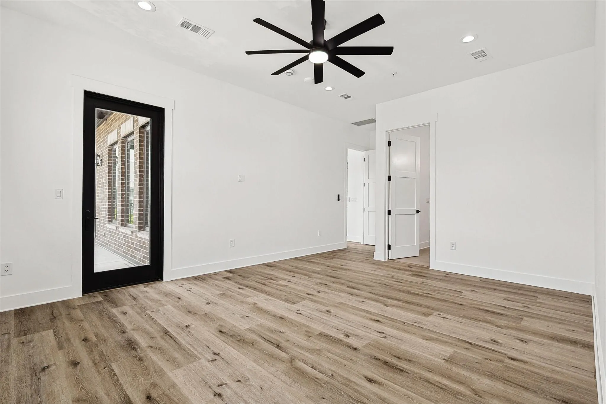 Condominium For Rent in Dallas County , 767 W Main Street 205, Coppell, Texas 75019, 3 Bedroom, 3 Bathroom, 2 Garage spaces, 2,495 Sqft, built in 2024, mls#21357487, Real Estate Agent in Coppell, Homes For Rent in Dallas county, Homes For Rent in Coppell, Realtor in Coppell Texas, Real Estate Brokerage Independent Realty Texas, Luminita Cordes Realtor