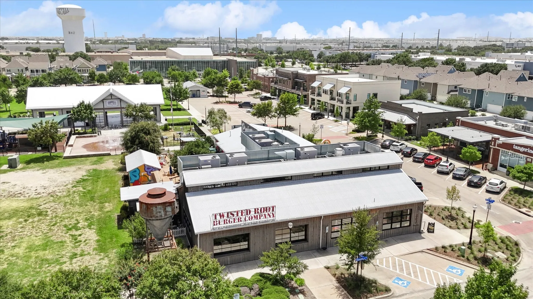 Condominium For Rent in Dallas County , 767 W Main Street 205, Coppell, Texas 75019, 3 Bedroom, 3 Bathroom, 2 Garage spaces, 2,495 Sqft, built in 2024, mls#21357487, Real Estate Agent in Coppell, Homes For Rent in Dallas county, Homes For Rent in Coppell, Realtor in Coppell Texas, Real Estate Brokerage Independent Realty Texas, Luminita Cordes Realtor