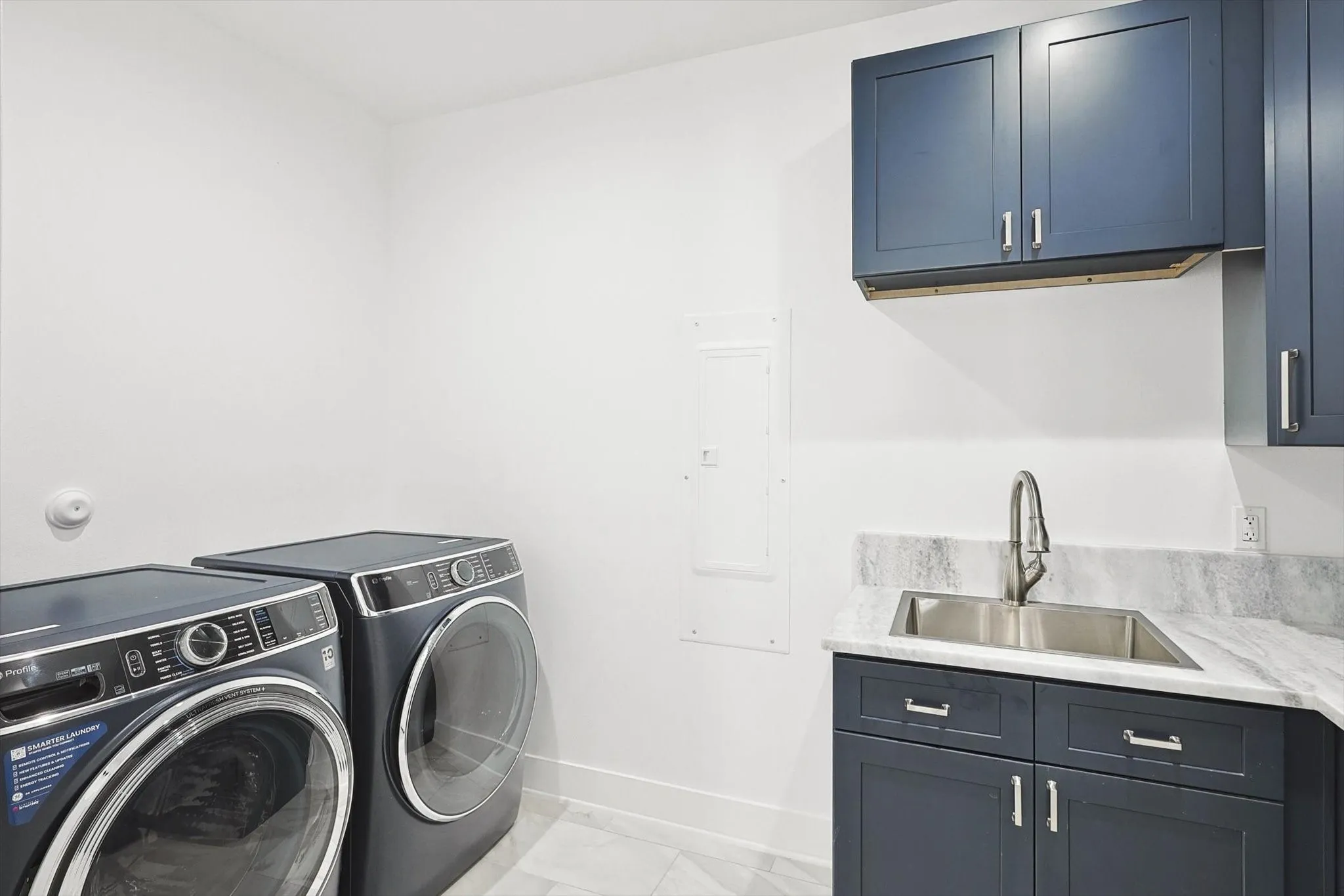 Condominium For Rent in Dallas County , 767 W Main Street 205, Coppell, Texas 75019, 3 Bedroom, 3 Bathroom, 2 Garage spaces, 2,495 Sqft, built in 2024, mls#21357487, Real Estate Agent in Coppell, Homes For Rent in Dallas county, Homes For Rent in Coppell, Realtor in Coppell Texas, Real Estate Brokerage Independent Realty Texas, Luminita Cordes Realtor