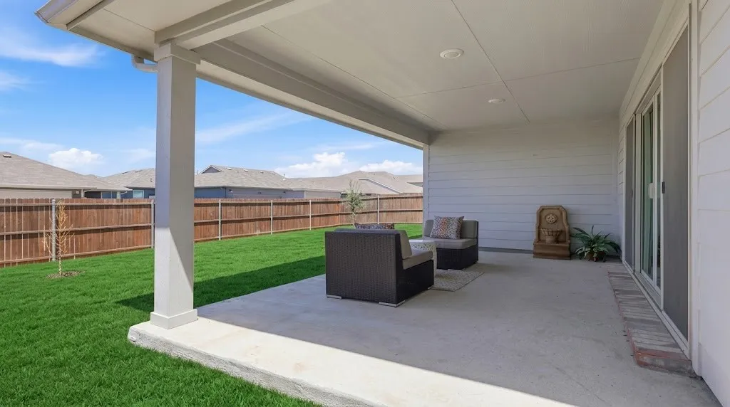 Single Family Residence For Sale in Tarrant County , 2848 Fox Trail Lane, Fort Worth, Texas 76108, 3 Bedroom, 2 Bathroom, 2 Garage spaces, 1,817 Sqft, built in 2022, mls#21356931, Real Estate Agent in Fort Worth, Homes For Sale in Tarrant county, Homes For Sale in Fort Worth, Realtor in Fort Worth Texas, Real Estate Brokerage Independent Realty Texas, Luminita Cordes Realtor