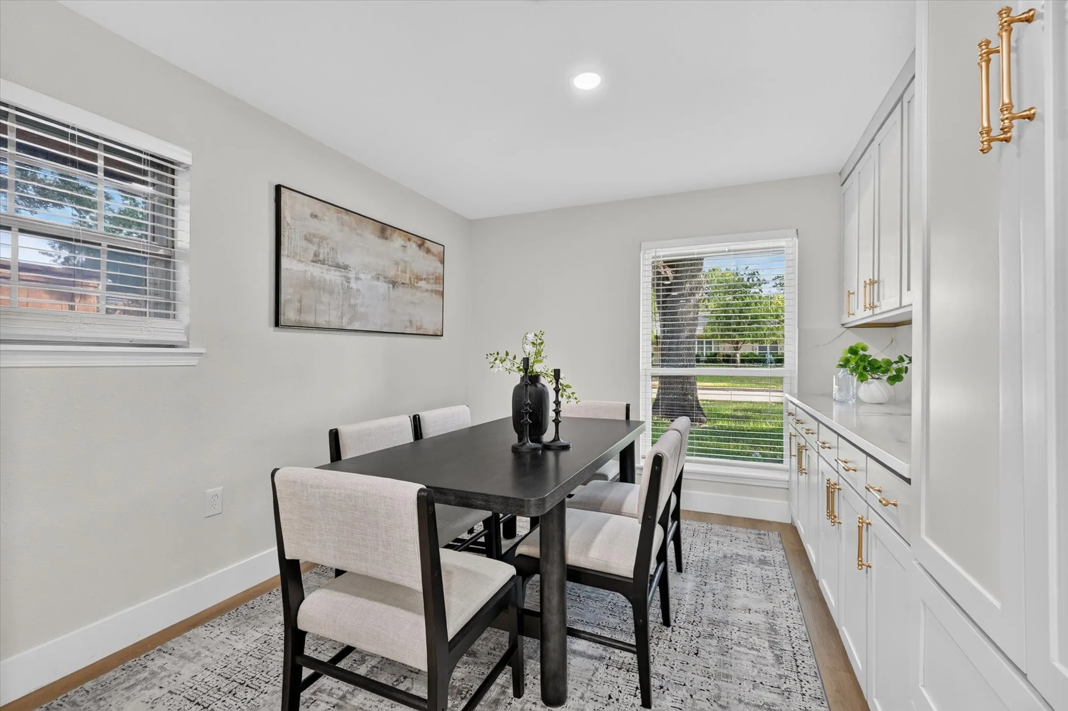 Single Family Residence For Sale in Collin County , 2608 Northcrest Drive, Plano, Texas 75075, 4 Bedroom, 2 Bathroom, 2 Garage spaces, 2,204 Sqft, built in 1970, mls#21357642, Real Estate Agent in Plano, Homes For Sale in Collin county, Homes For Sale in Plano, Realtor in Plano Texas, Real Estate Brokerage Independent Realty Texas, Luminita Cordes Realtor