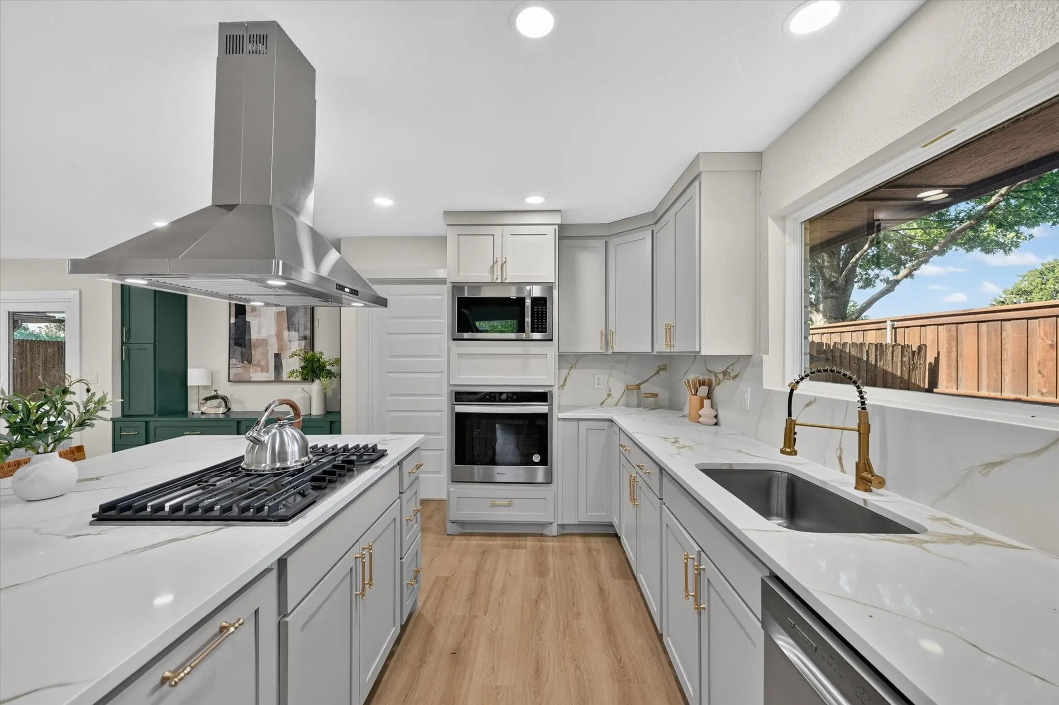 Single Family Residence For Sale in Collin County , 2608 Northcrest Drive, Plano, Texas 75075, 4 Bedroom, 2 Bathroom, 2 Garage spaces, 2,204 Sqft, built in 1970, mls#21357642, Real Estate Agent in Plano, Homes For Sale in Collin county, Homes For Sale in Plano, Realtor in Plano Texas, Real Estate Brokerage Independent Realty Texas, Luminita Cordes Realtor
