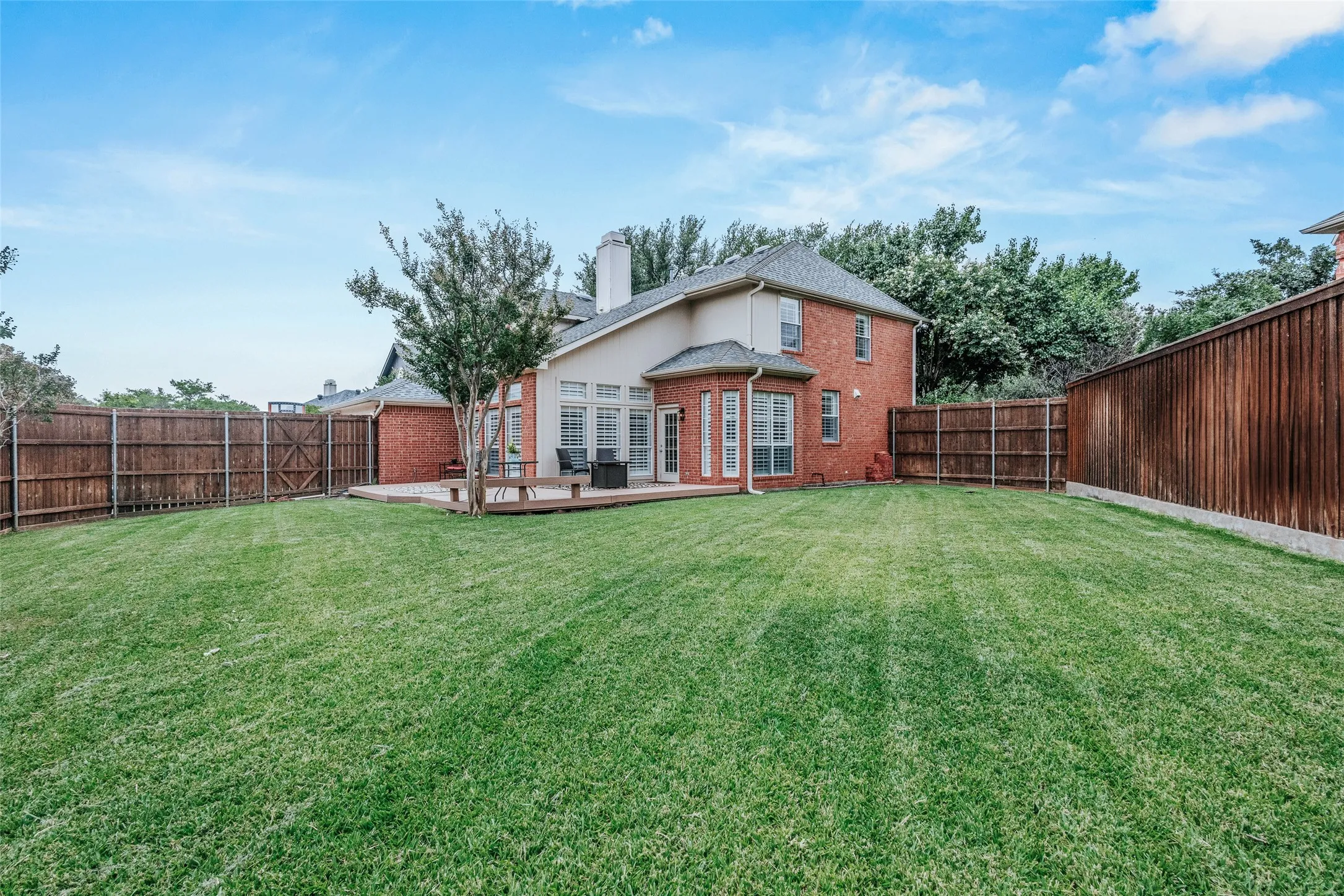 Single Family Residence For Sale in Collin County , 7308 Penny Place, Plano, Texas 75024, 4 Bedroom, 3 Bathroom, 2 Garage spaces, 2,390 Sqft, built in 1994, mls#21357578, Real Estate Agent in Plano, Homes For Sale in Collin county, Homes For Sale in Plano, Realtor in Plano Texas, Real Estate Brokerage Independent Realty Texas, Luminita Cordes Realtor