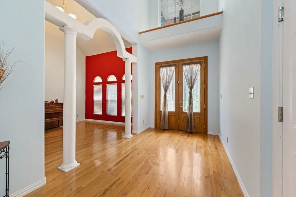 Single Family Residence For Sale in Tarrant County , 5132 Pearl Drive, North Richland Hills, Texas 76180, 6 Bedroom, 5 Bathroom, 3 Garage spaces, 3,230 Sqft, built in 2009, mls#21357477, Real Estate Agent in North Richland Hills, Homes For Sale in Tarrant county, Homes For Sale in North Richland Hills, Realtor in North Richland Hills Texas, Real Estate Brokerage Independent Realty Texas, Luminita Cordes Realtor