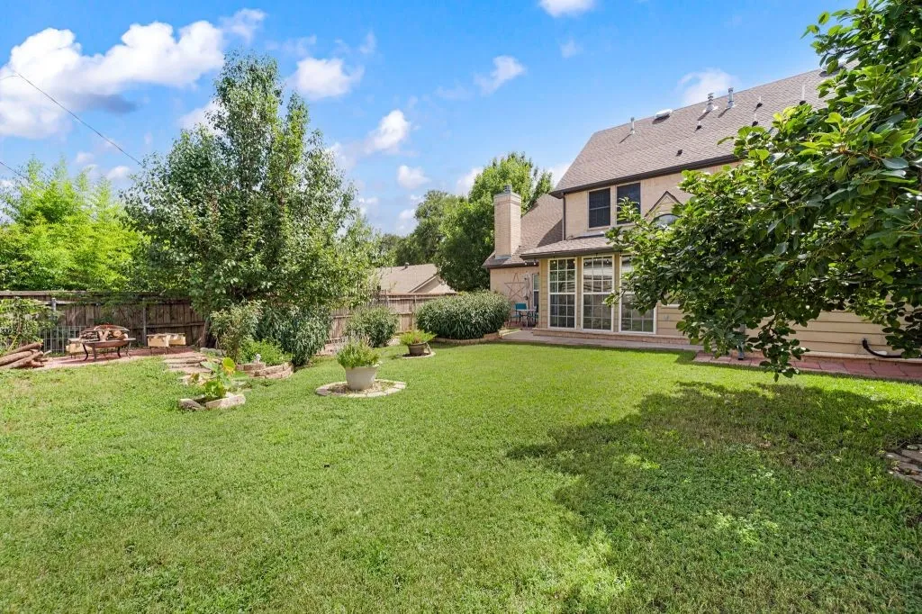 Single Family Residence For Sale in Tarrant County , 5132 Pearl Drive, North Richland Hills, Texas 76180, 6 Bedroom, 5 Bathroom, 3 Garage spaces, 3,230 Sqft, built in 2009, mls#21357477, Real Estate Agent in North Richland Hills, Homes For Sale in Tarrant county, Homes For Sale in North Richland Hills, Realtor in North Richland Hills Texas, Real Estate Brokerage Independent Realty Texas, Luminita Cordes Realtor
