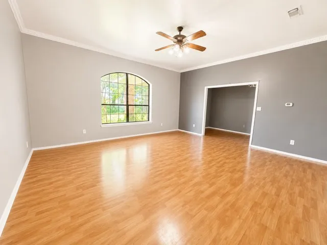 Single Family Residence For Rent in Collin County , 7780 County Road 286, Anna, Texas 75409, 2 Bedroom, 2 Bathroom, Garage spaces, 2,792 Sqft, built in 1977, mls#21357752, Real Estate Agent in Anna, Homes For Rent in Collin county, Homes For Rent in Anna, Realtor in Anna Texas, Real Estate Brokerage Independent Realty Texas, Luminita Cordes Realtor