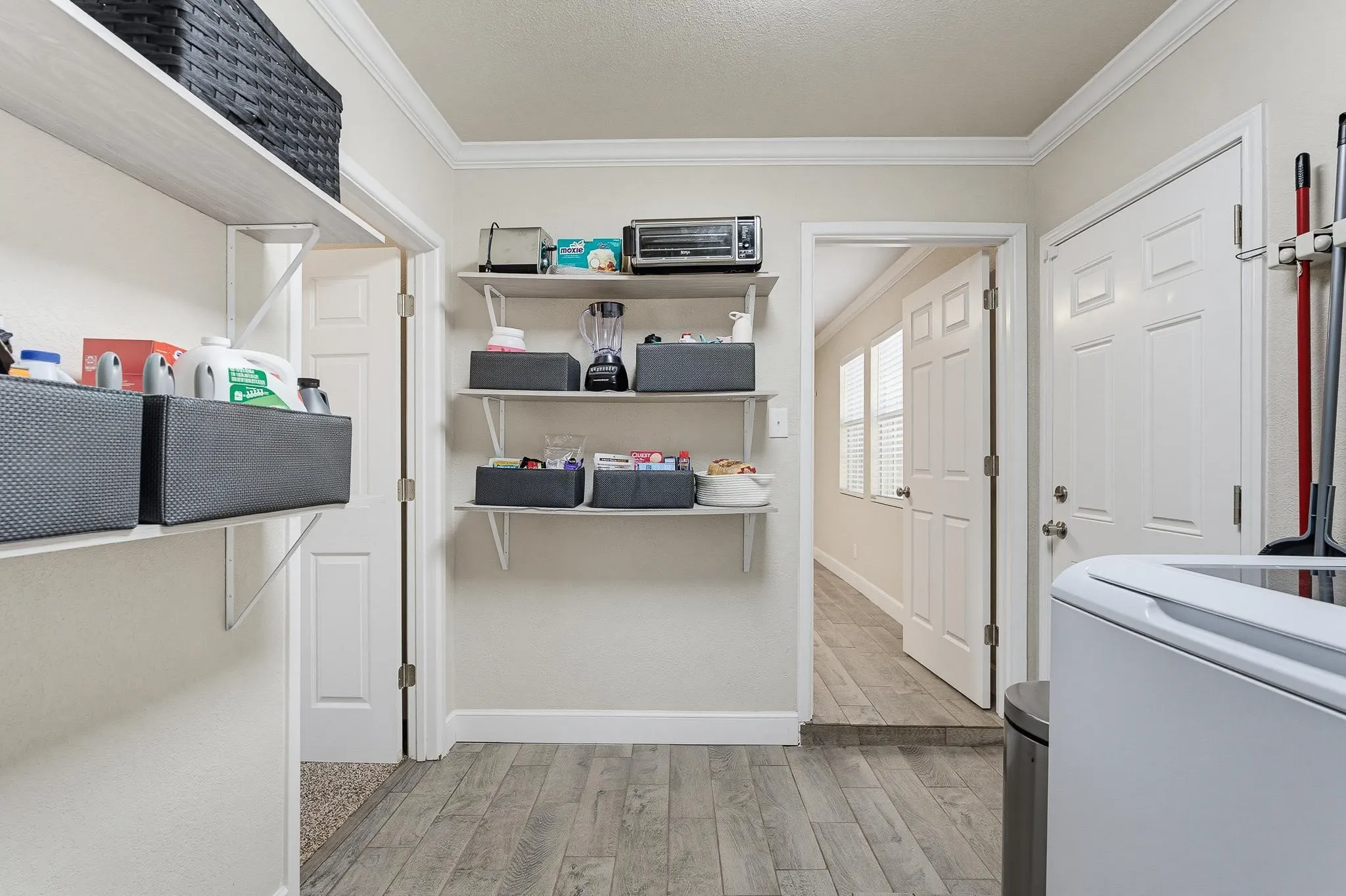 Single Family Residence For Sale in Taylor County , 5473 Questa Drive, Abilene, Texas 79605, 5 Bedroom, 2 Bathroom, Garage spaces, 1,618 Sqft, built in 1958, mls#21357782, Real Estate Agent in Abilene, Homes For Sale in Taylor county, Homes For Sale in Abilene, Realtor in Abilene Texas, Real Estate Brokerage Independent Realty Texas, Luminita Cordes Realtor