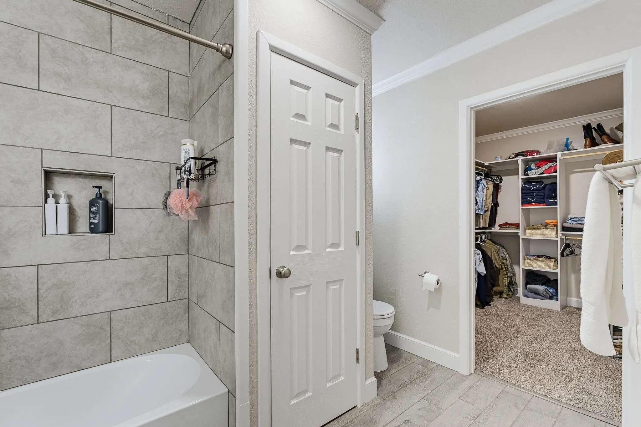 Single Family Residence For Sale in Taylor County , 5473 Questa Drive, Abilene, Texas 79605, 5 Bedroom, 2 Bathroom, Garage spaces, 1,618 Sqft, built in 1958, mls#21357782, Real Estate Agent in Abilene, Homes For Sale in Taylor county, Homes For Sale in Abilene, Realtor in Abilene Texas, Real Estate Brokerage Independent Realty Texas, Luminita Cordes Realtor