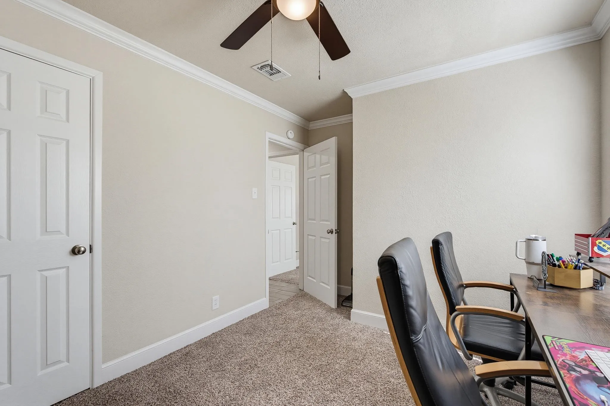 Single Family Residence For Sale in Taylor County , 5473 Questa Drive, Abilene, Texas 79605, 5 Bedroom, 2 Bathroom, Garage spaces, 1,618 Sqft, built in 1958, mls#21357782, Real Estate Agent in Abilene, Homes For Sale in Taylor county, Homes For Sale in Abilene, Realtor in Abilene Texas, Real Estate Brokerage Independent Realty Texas, Luminita Cordes Realtor